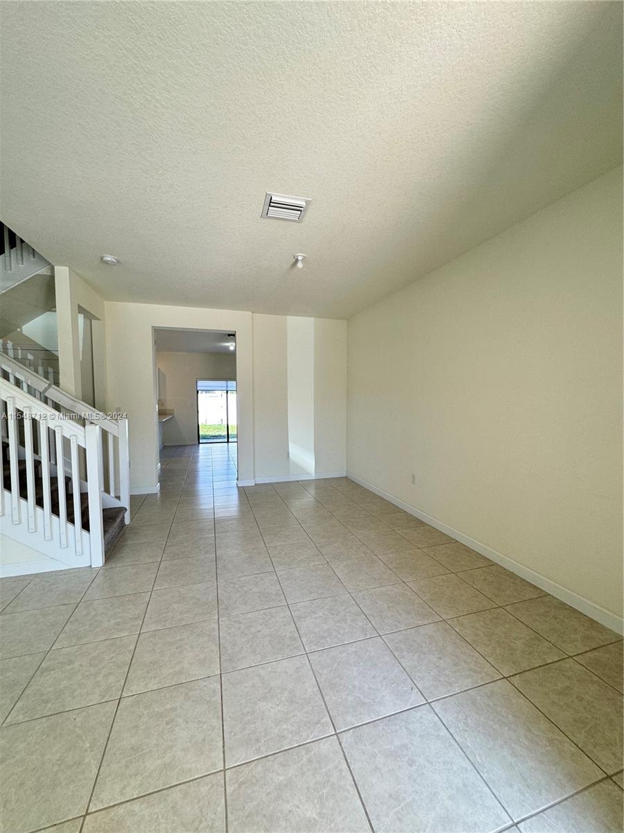 3253 W 106th Ter 3253, Hialeah, Florida 33018, 3 Bedrooms Bedrooms, ,2 BathroomsBathrooms,Residentiallease,For Rent,3253 W 106th Ter 3253,A11548712