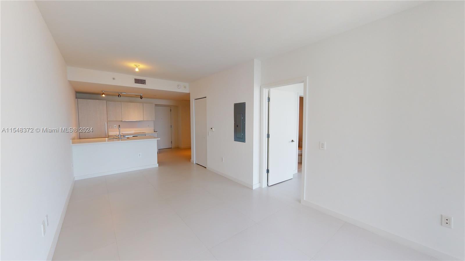 501 NE 31st St 3702, Miami, Florida 33137, 1 Bedroom Bedrooms, ,1 BathroomBathrooms,Residential,For Sale,501 NE 31st St 3702,A11548372