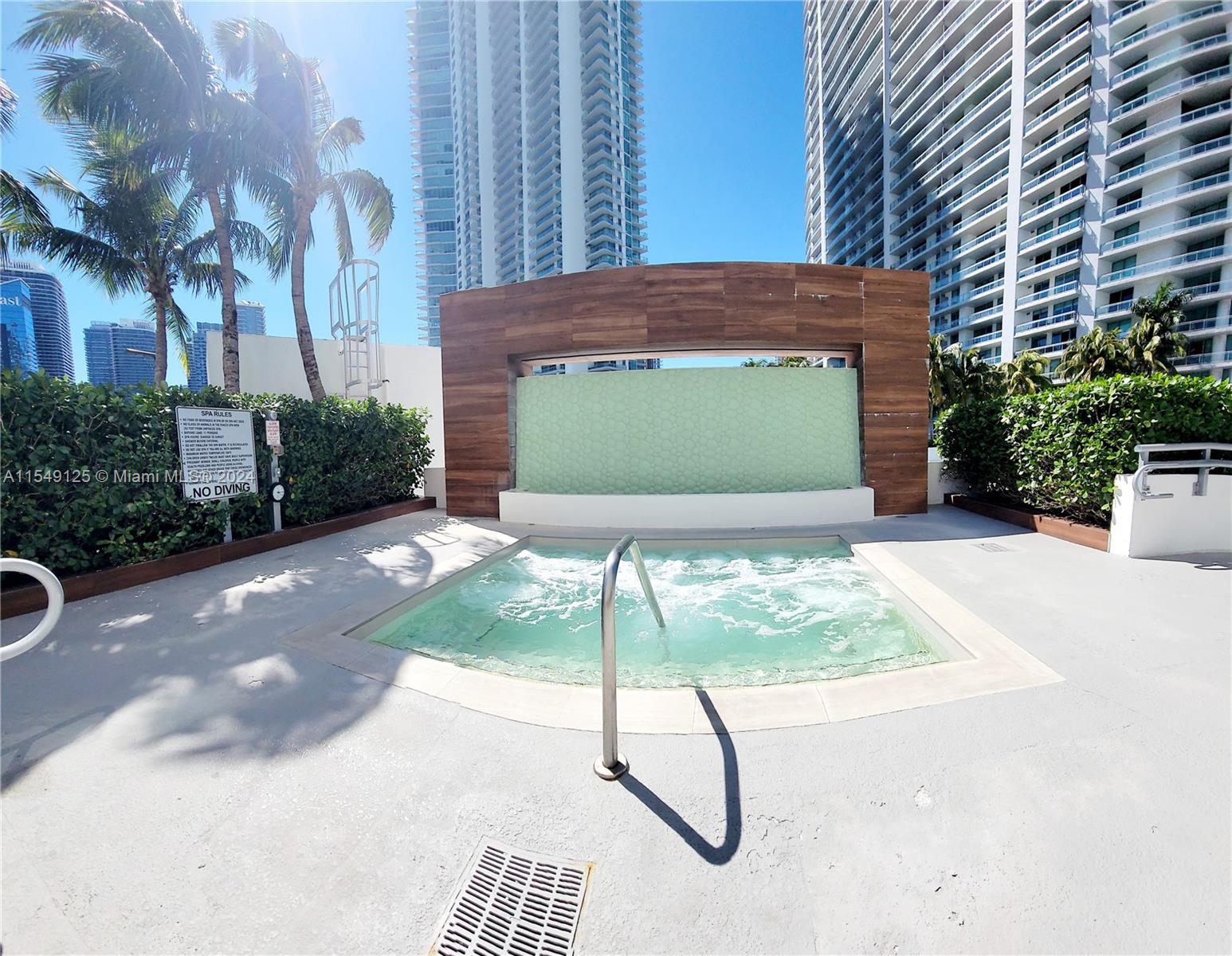 350 Miami Ave, Miami, FL, 33130 United States, 2 Bedrooms Bedrooms, ,2 BathroomsBathrooms,Residential,For Sale,Miami Ave,A11549125