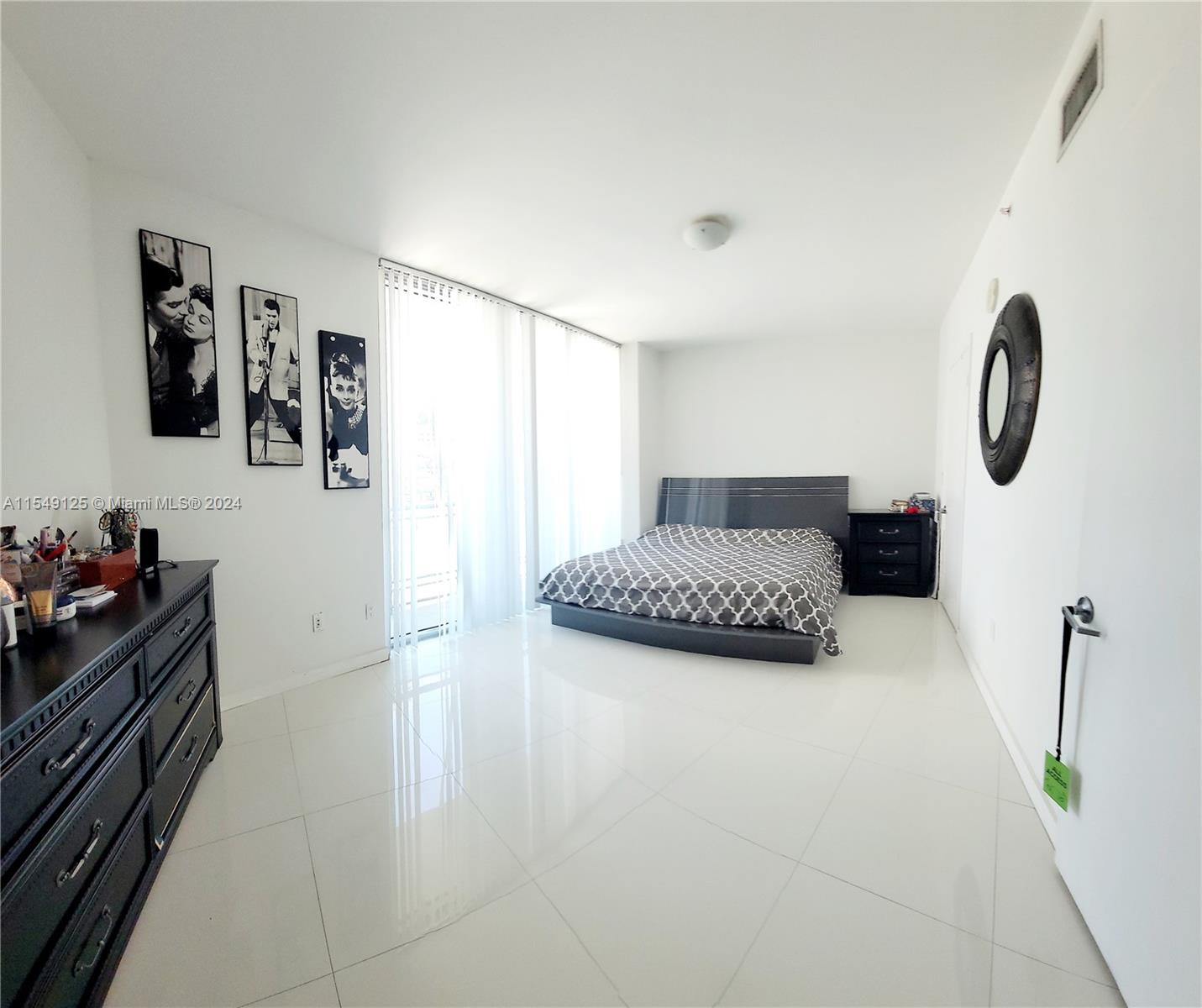 350 Miami Ave, Miami, FL, 33130 United States, 2 Bedrooms Bedrooms, ,2 BathroomsBathrooms,Residential,For Sale,Miami Ave,A11549125