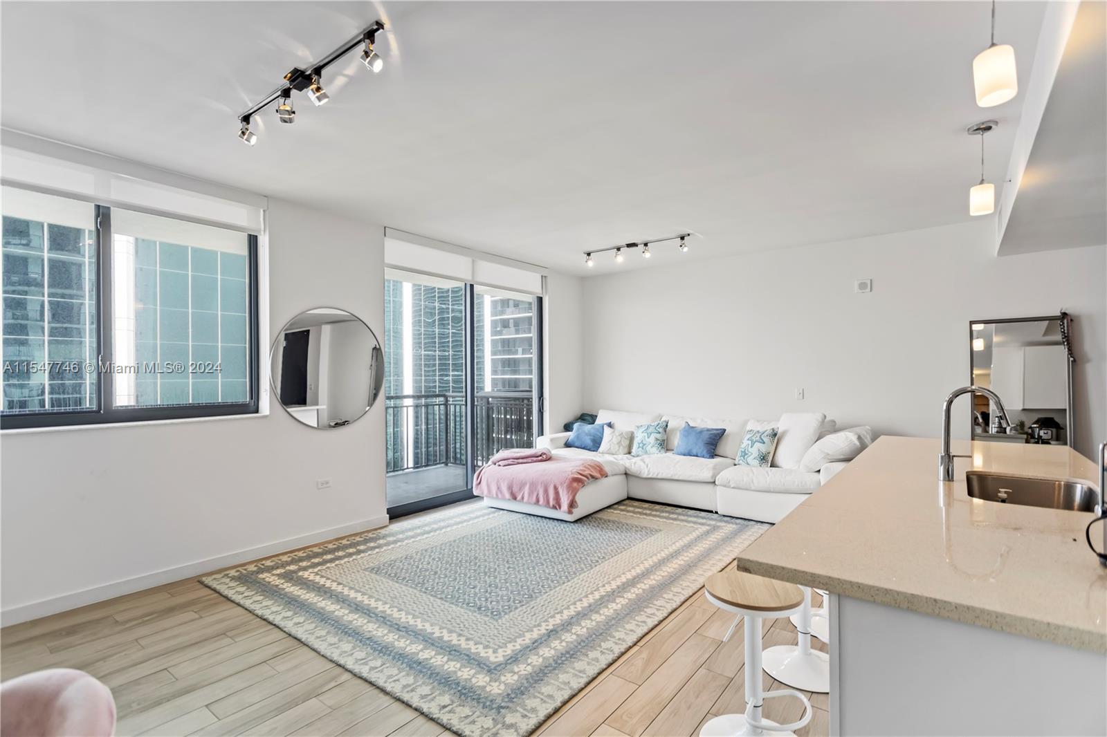 999 SW 1st Ave 2214, Miami, Florida 33130, 2 Bedrooms Bedrooms, ,2 BathroomsBathrooms,Residential,For Sale,999 SW 1st Ave 2214,A11547746