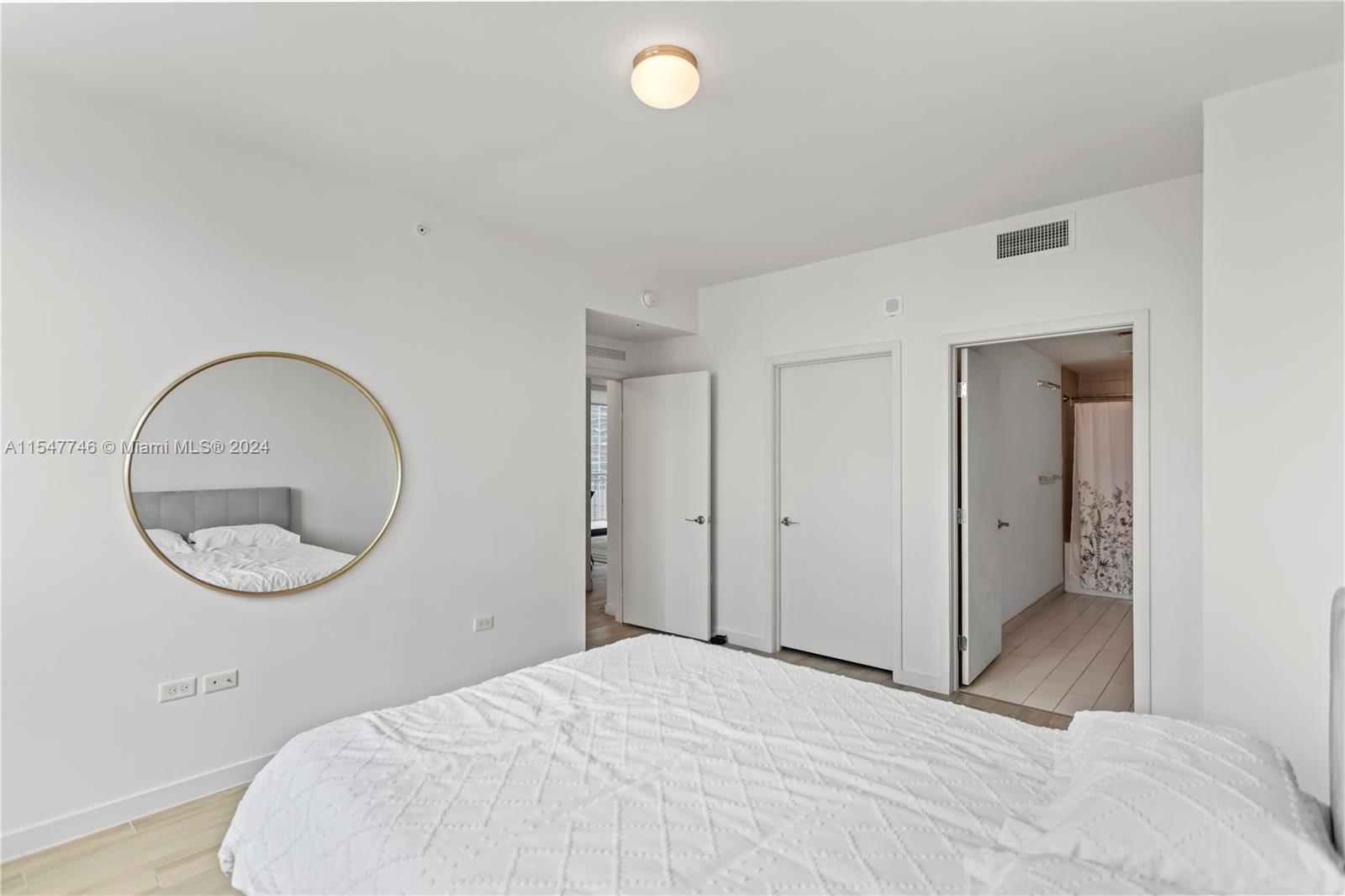 999 SW 1st Ave 2214, Miami, Florida 33130, 2 Bedrooms Bedrooms, ,2 BathroomsBathrooms,Residential,For Sale,999 SW 1st Ave 2214,A11547746