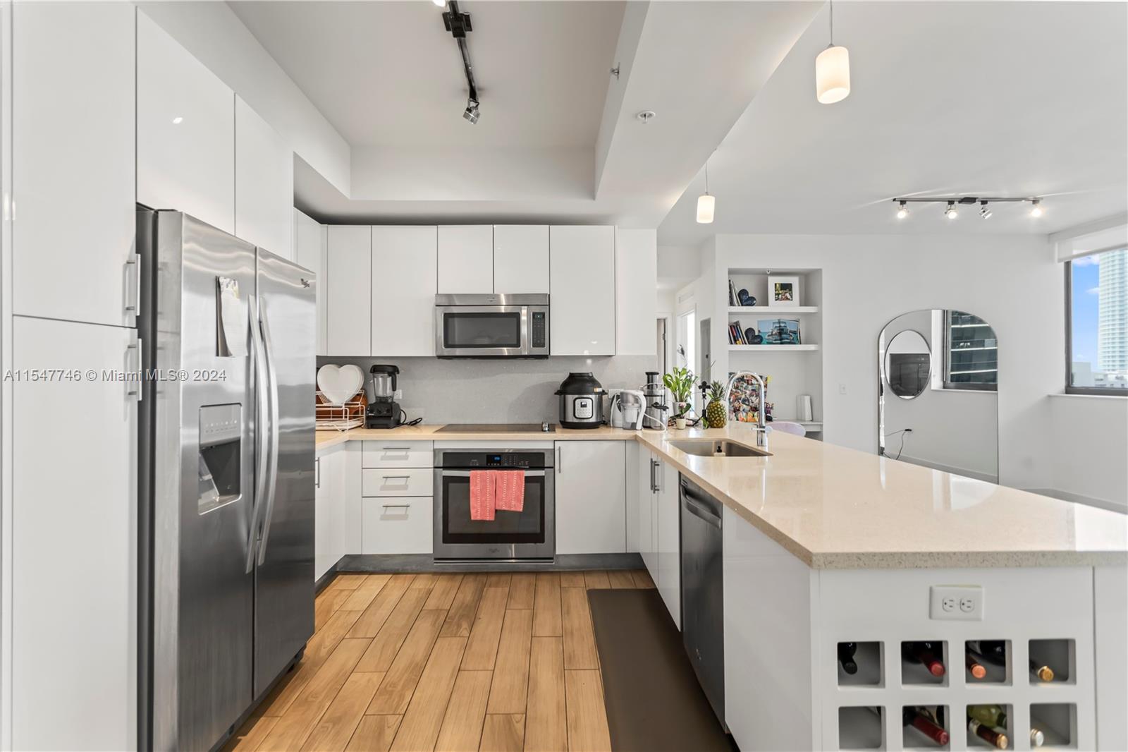 999 SW 1st Ave 2214, Miami, Florida 33130, 2 Bedrooms Bedrooms, ,2 BathroomsBathrooms,Residential,For Sale,999 SW 1st Ave 2214,A11547746