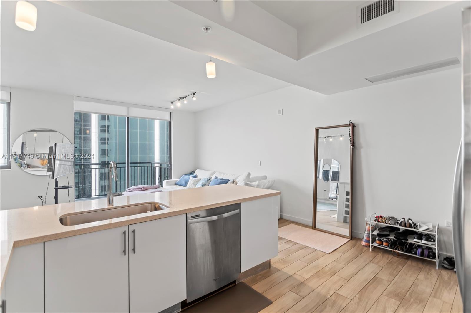 999 SW 1st Ave 2214, Miami, Florida 33130, 2 Bedrooms Bedrooms, ,2 BathroomsBathrooms,Residential,For Sale,999 SW 1st Ave 2214,A11547746