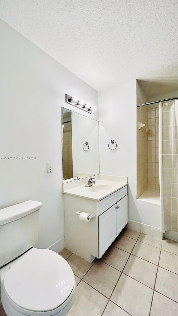 1200 Town Center Dr, Jupiter, FL, 33458 United States, 1 Bedroom Bedrooms, ,1 BathroomBathrooms,Residential,For Sale,Town Center Dr,A11549167