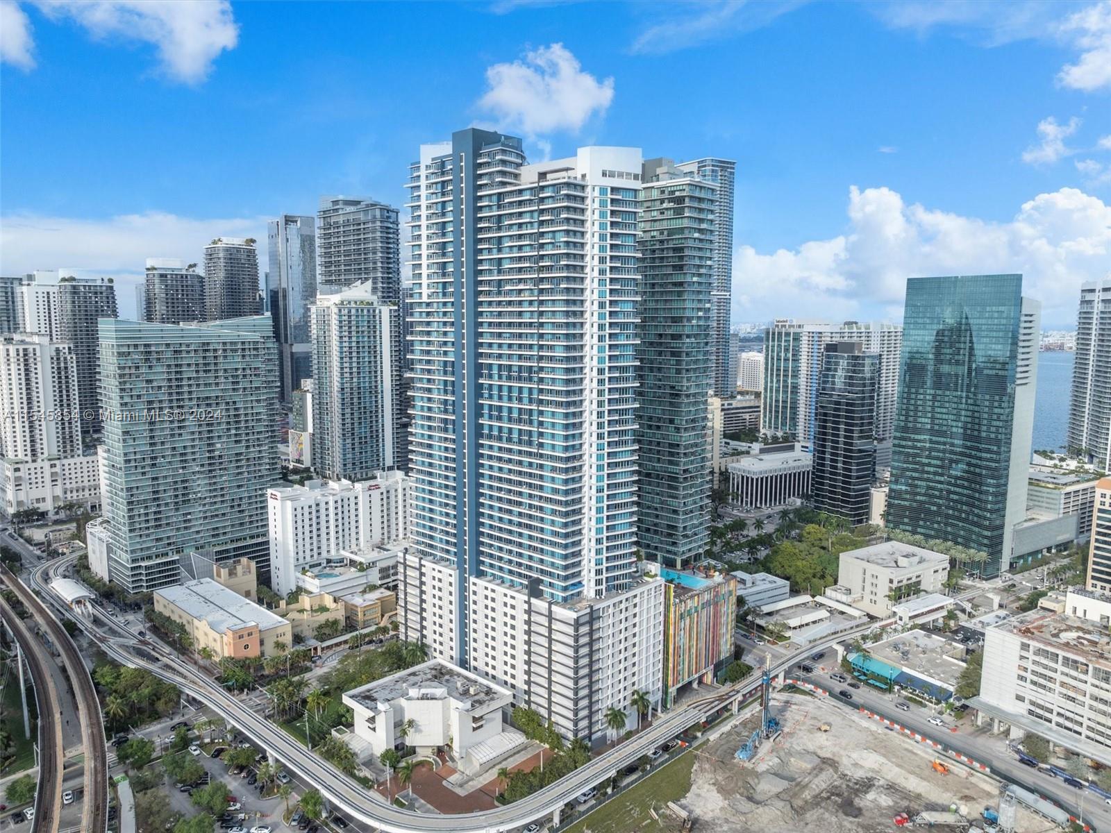 60 SW 13th St #5018 For Sale A11545854, FL