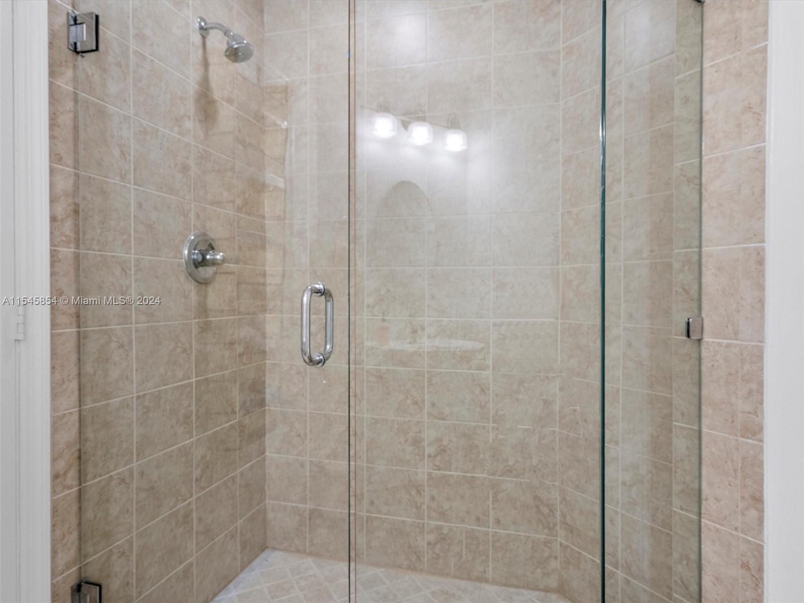 60 SW 13th St 5018, Miami, Florida 33130, 3 Bedrooms Bedrooms, ,3 BathroomsBathrooms,Residential,For Sale,60 SW 13th St 5018,A11545854