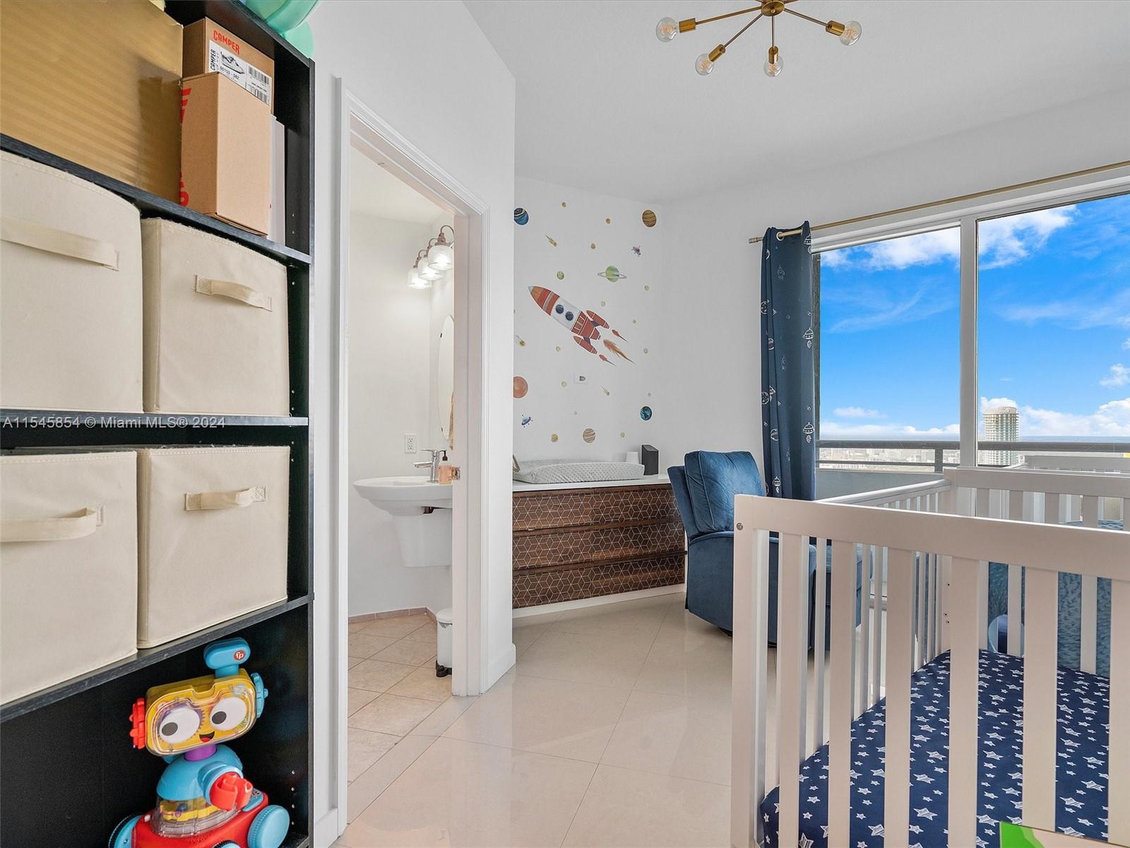 60 SW 13th St 5018, Miami, Florida 33130, 3 Bedrooms Bedrooms, ,3 BathroomsBathrooms,Residential,For Sale,60 SW 13th St 5018,A11545854