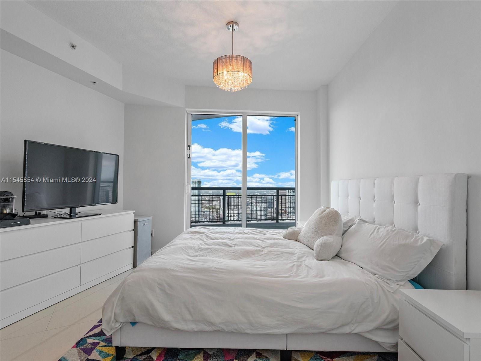 60 SW 13th St 5018, Miami, Florida 33130, 3 Bedrooms Bedrooms, ,3 BathroomsBathrooms,Residential,For Sale,60 SW 13th St 5018,A11545854