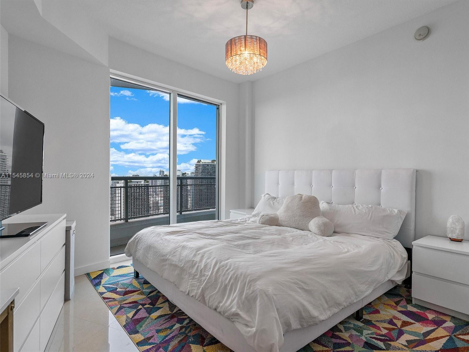 60 SW 13th St 5018, Miami, Florida 33130, 3 Bedrooms Bedrooms, ,3 BathroomsBathrooms,Residential,For Sale,60 SW 13th St 5018,A11545854