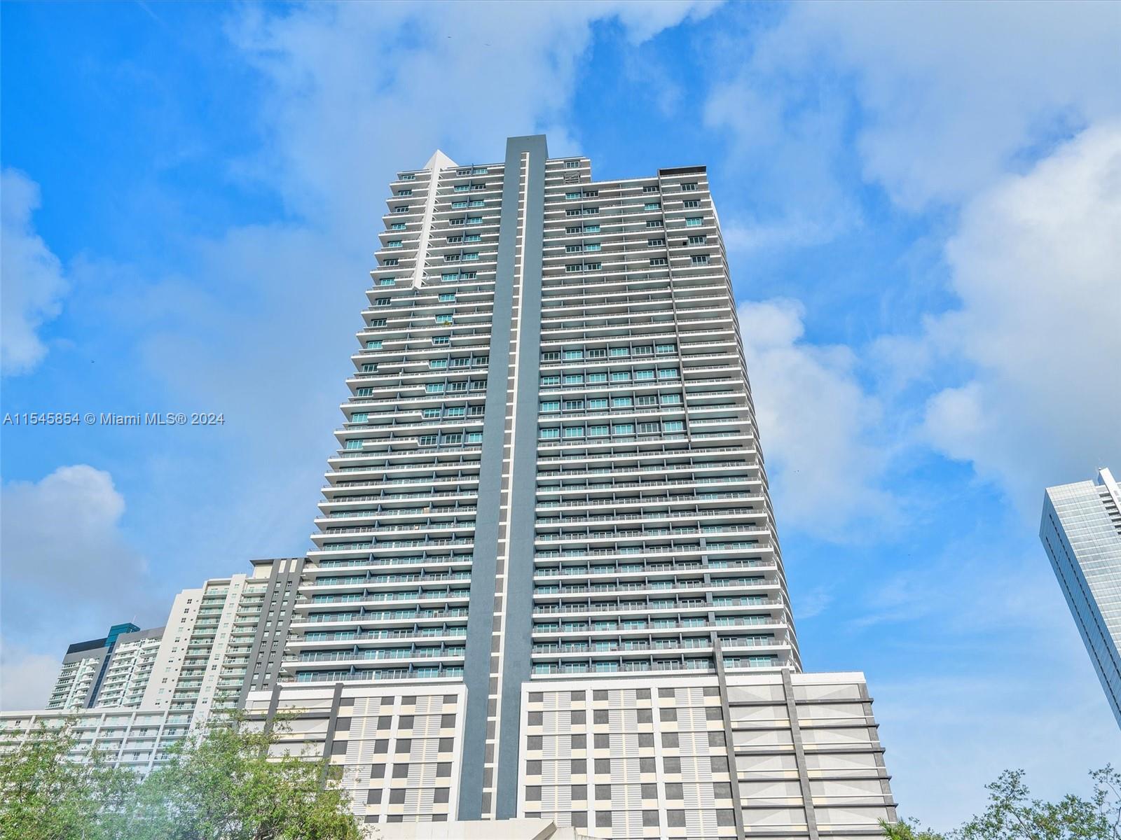 60 SW 13th St 5018, Miami, Florida 33130, 3 Bedrooms Bedrooms, ,3 BathroomsBathrooms,Residential,For Sale,60 SW 13th St 5018,A11545854