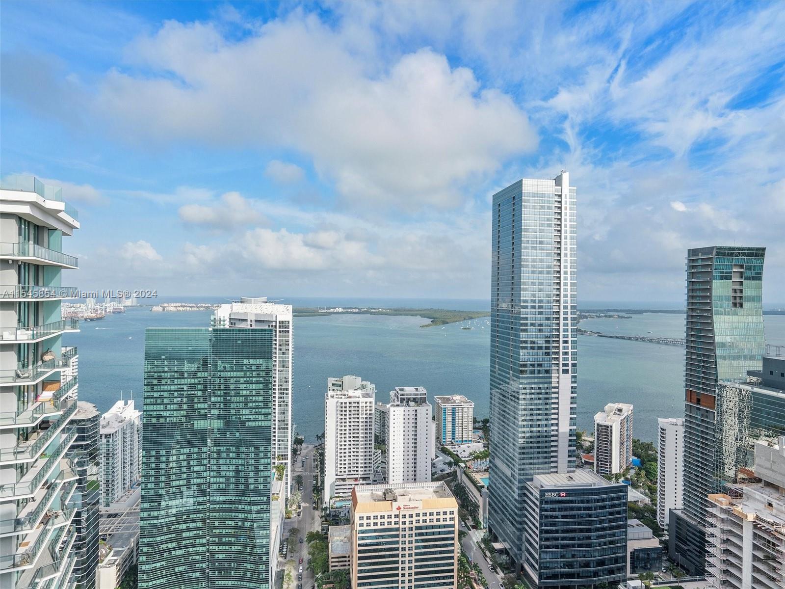 60 SW 13th St 5018, Miami, Florida 33130, 3 Bedrooms Bedrooms, ,3 BathroomsBathrooms,Residential,For Sale,60 SW 13th St 5018,A11545854