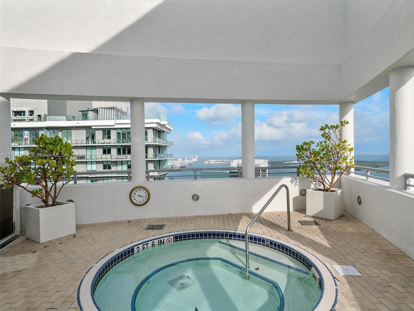 60 SW 13th St 5018, Miami, Florida 33130, 3 Bedrooms Bedrooms, ,3 BathroomsBathrooms,Residential,For Sale,60 SW 13th St 5018,A11545854