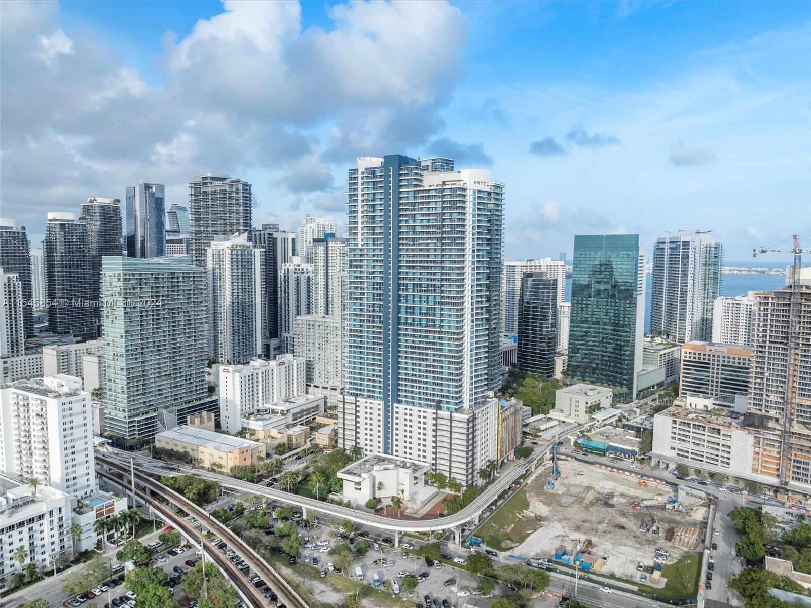 60 SW 13th St 5018, Miami, Florida 33130, 3 Bedrooms Bedrooms, ,3 BathroomsBathrooms,Residential,For Sale,60 SW 13th St 5018,A11545854