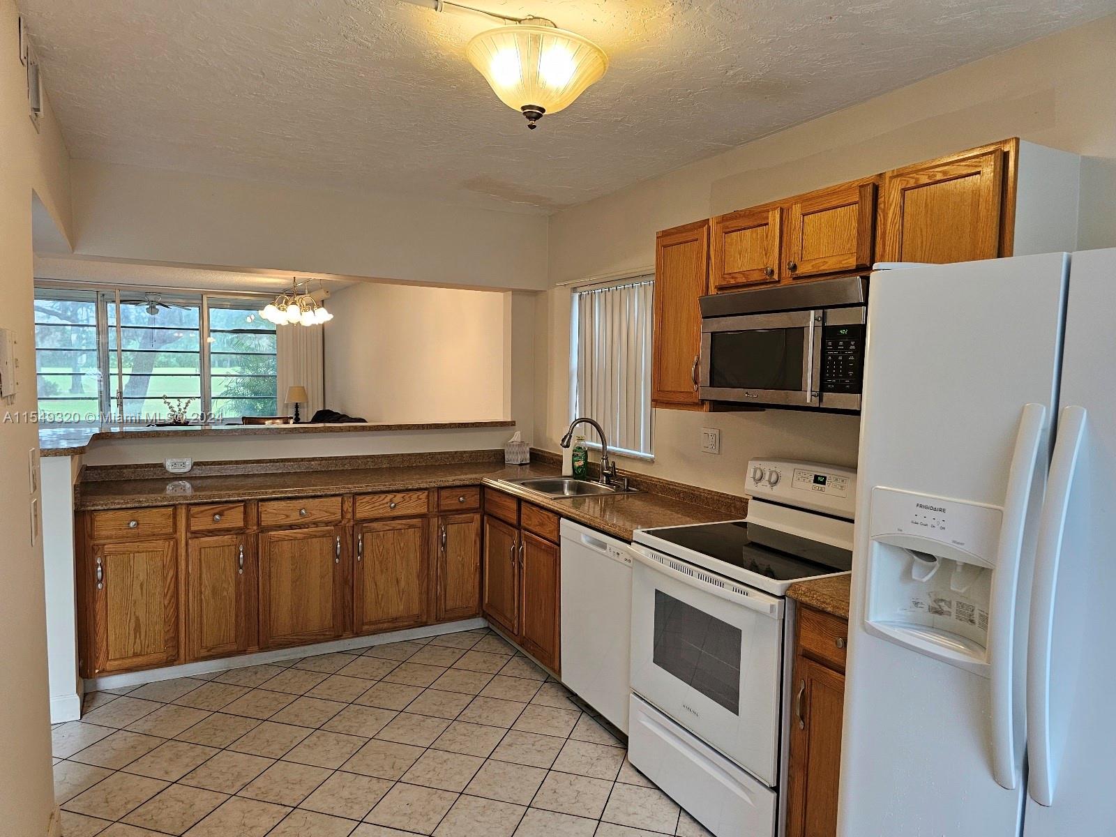 8380 Sands Point Blvd, Tamarac, FL, 33321 United States, 2 Bedrooms Bedrooms, ,2 BathroomsBathrooms,Residential,For Sale,Sands Point Blvd,A11549320