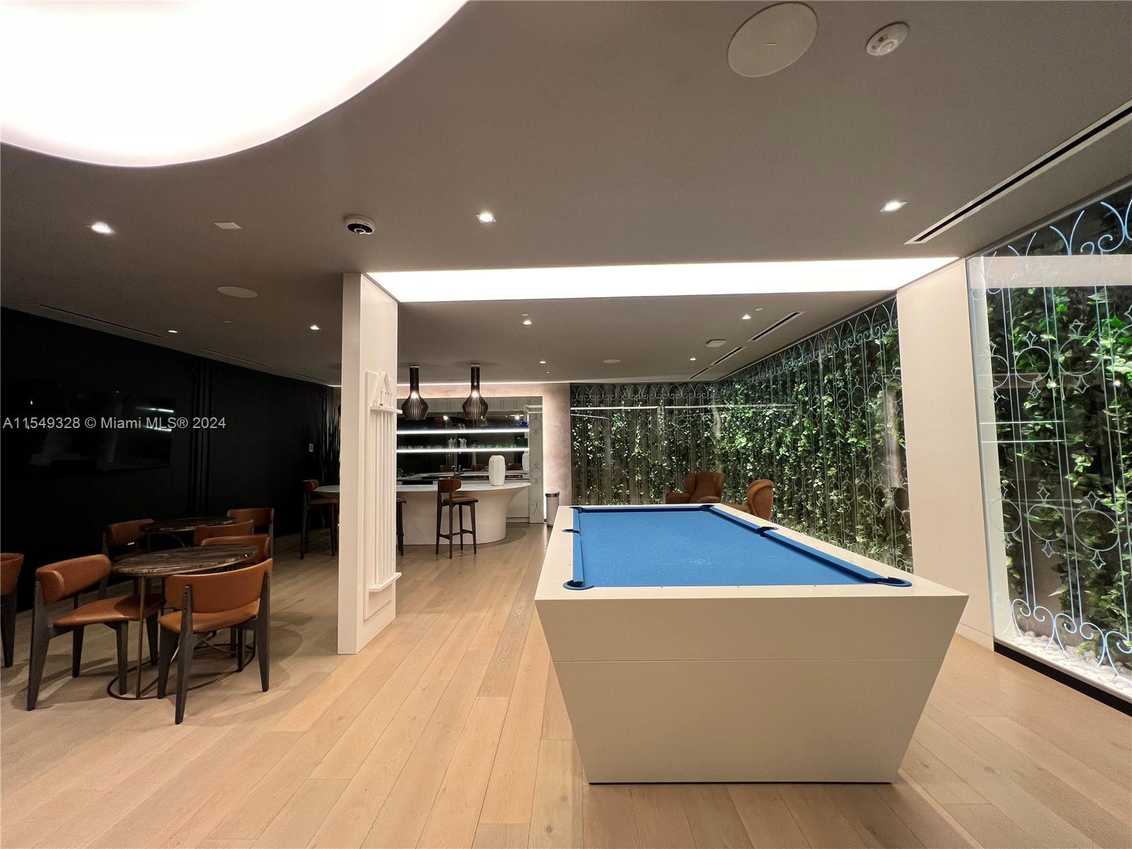 1000 Brickell Plz 2614, Miami, Florida 33131, 1 Bedroom Bedrooms, ,1 BathroomBathrooms,Residential,For Sale,1000 Brickell Plz 2614,A11549328