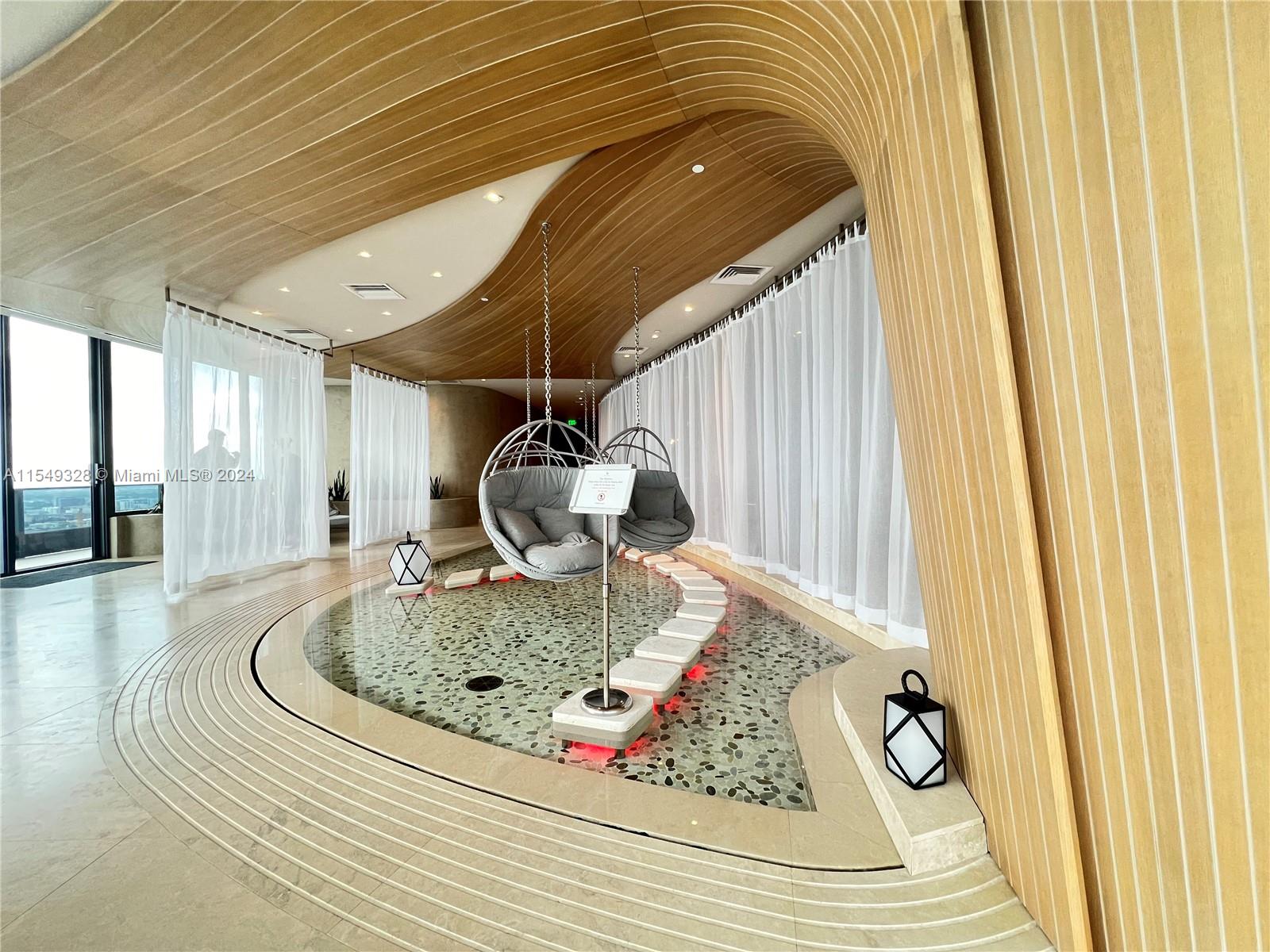 1000 Brickell Plz 2614, Miami, Florida 33131, 1 Bedroom Bedrooms, ,1 BathroomBathrooms,Residential,For Sale,1000 Brickell Plz 2614,A11549328