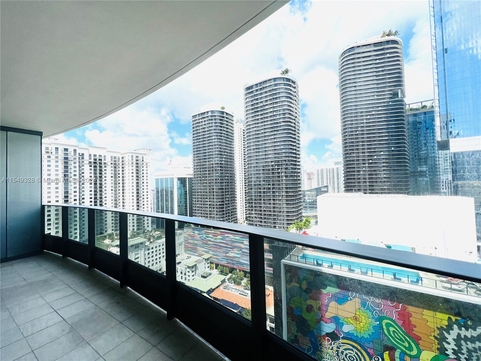 1000 Brickell Plz, Miami, FL, 33131 United States, 1 Bedroom Bedrooms, ,1 BathroomBathrooms,Residential,For Sale,Brickell Plz,A11549328