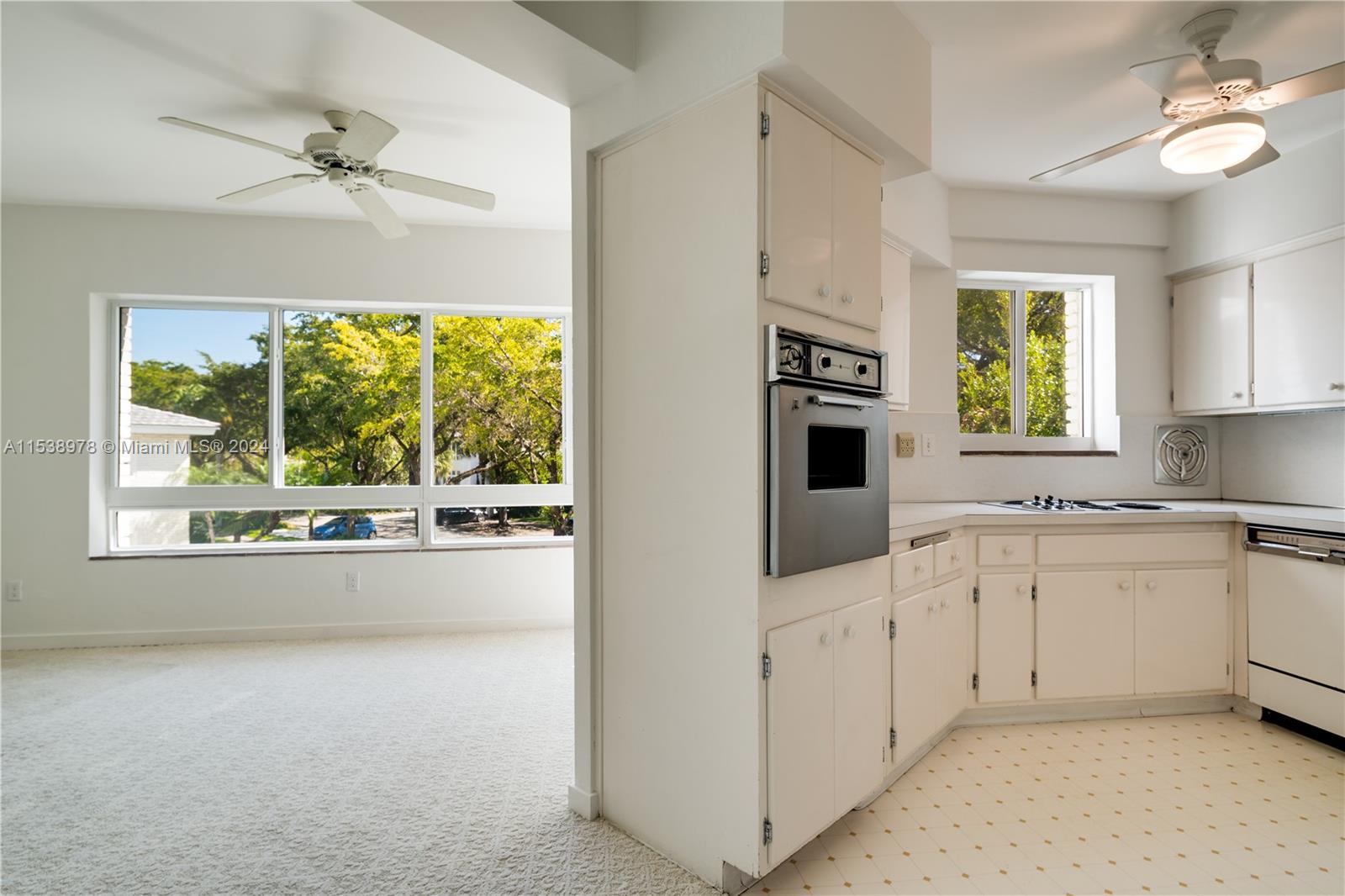 2845 Granada Blvd, Coral Gables, FL, 33134 United States, 2 Bedrooms Bedrooms, ,2 BathroomsBathrooms,Residential,For Sale,Granada Blvd,A11538978