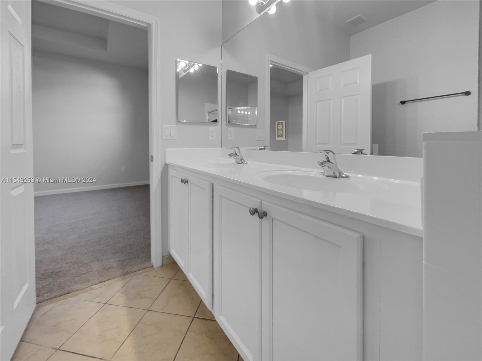 23488 113th Ave, Homestead, FL, 33032 United States, 3 Bedrooms Bedrooms, ,2 BathroomsBathrooms,Residential,For Sale,113th Ave,A11549253