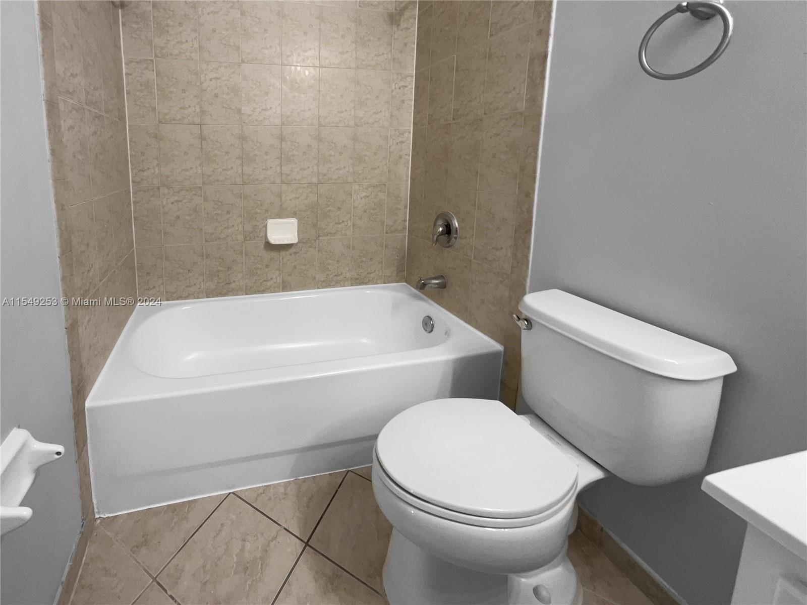 23488 113th Ave, Homestead, FL, 33032 United States, 3 Bedrooms Bedrooms, ,2 BathroomsBathrooms,Residential,For Sale,113th Ave,A11549253