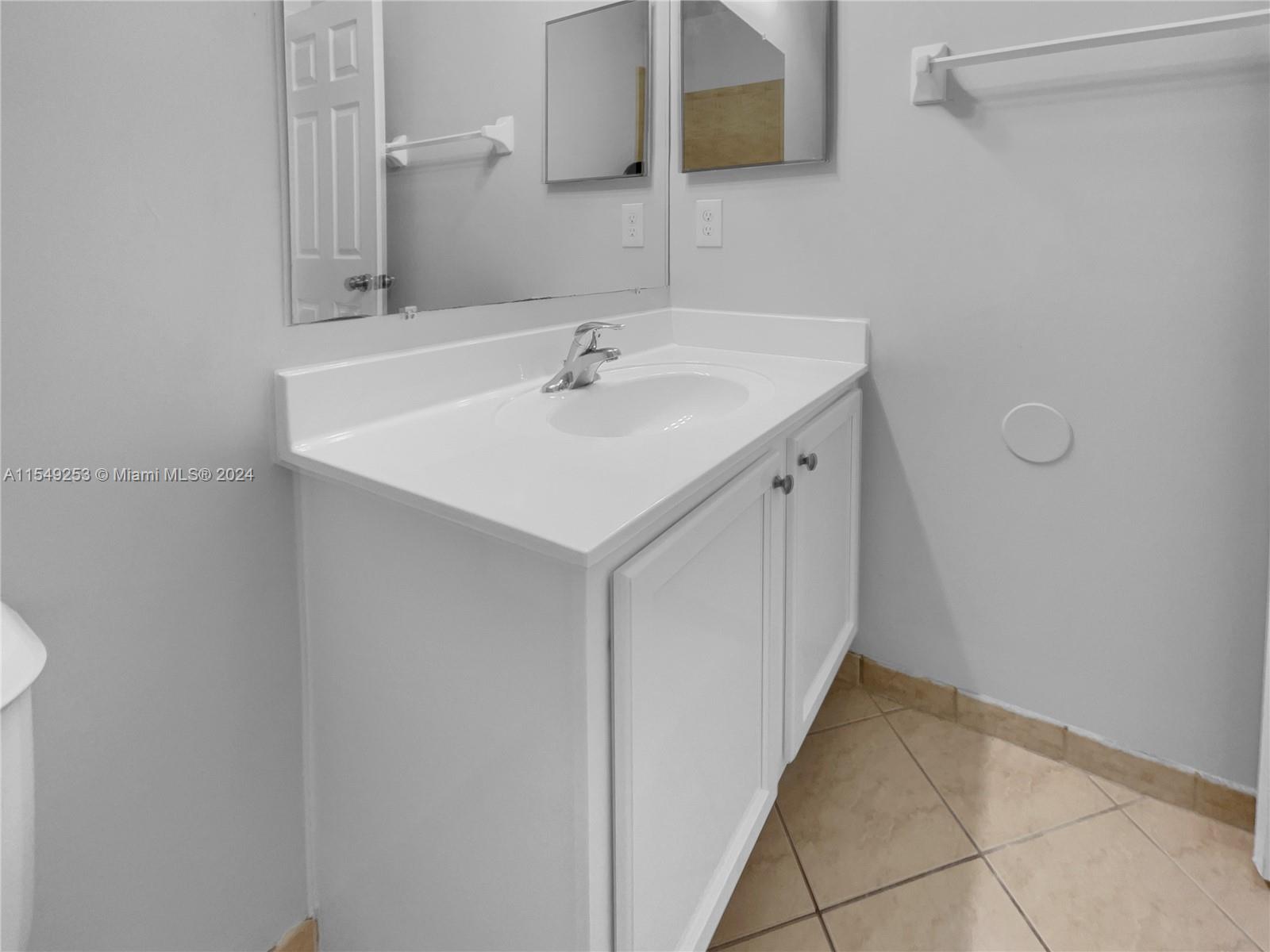 23488 113th Ave, Homestead, FL, 33032 United States, 3 Bedrooms Bedrooms, ,2 BathroomsBathrooms,Residential,For Sale,113th Ave,A11549253