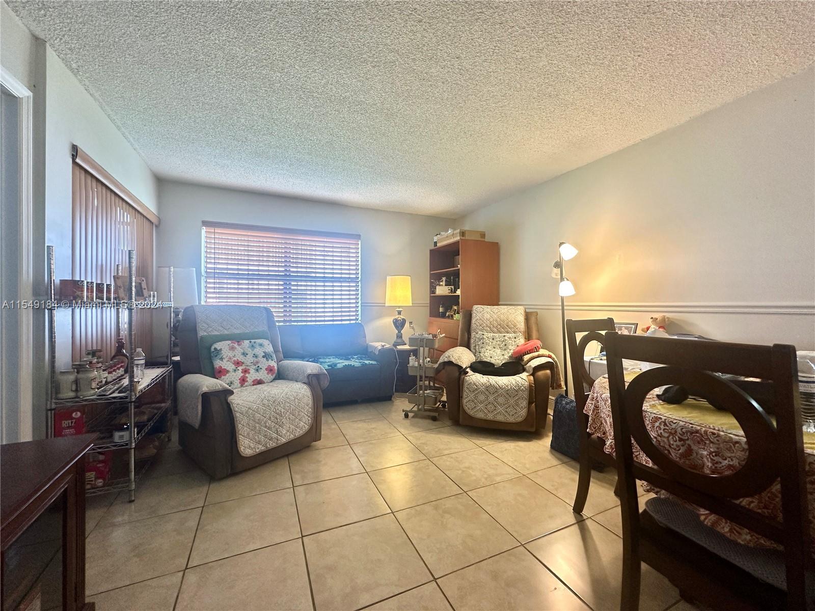 2740 63rd Pl, Hialeah, FL, 33016 United States, 2 Bedrooms Bedrooms, ,2 BathroomsBathrooms,Residential,For Sale,63rd Pl,A11549184