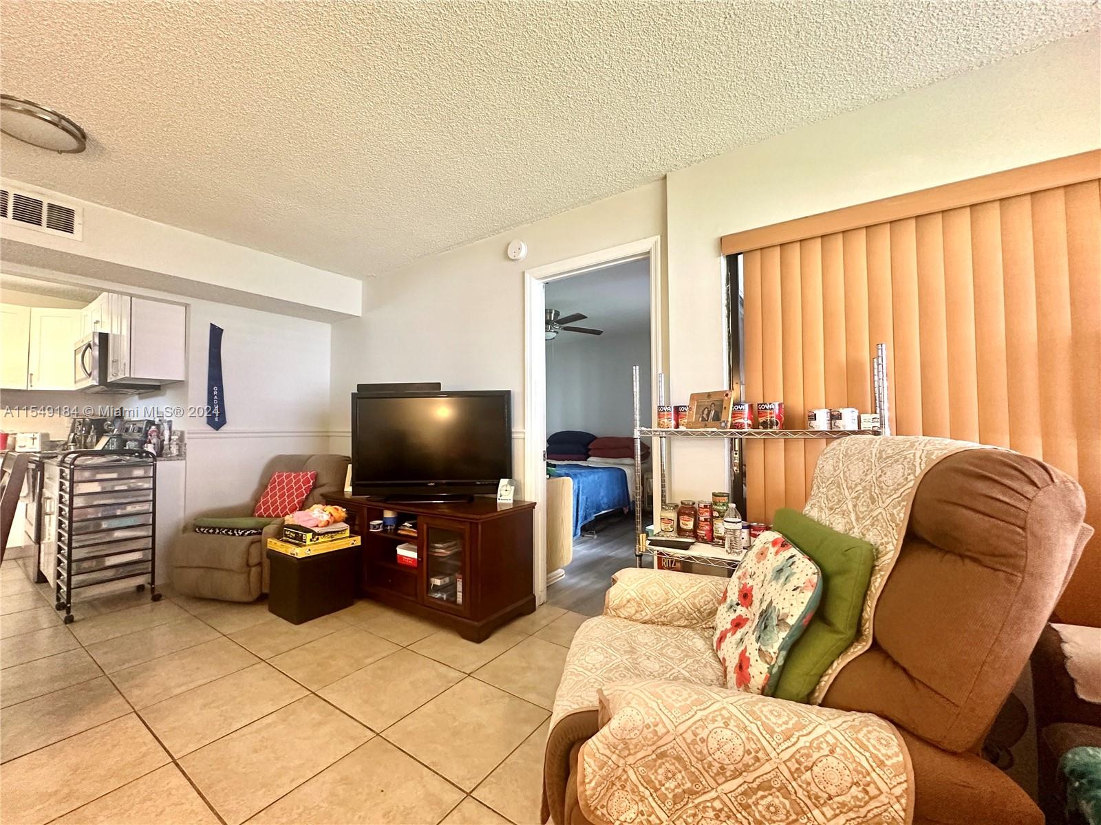 2740 63rd Pl, Hialeah, FL, 33016 United States, 2 Bedrooms Bedrooms, ,2 BathroomsBathrooms,Residential,For Sale,63rd Pl,A11549184