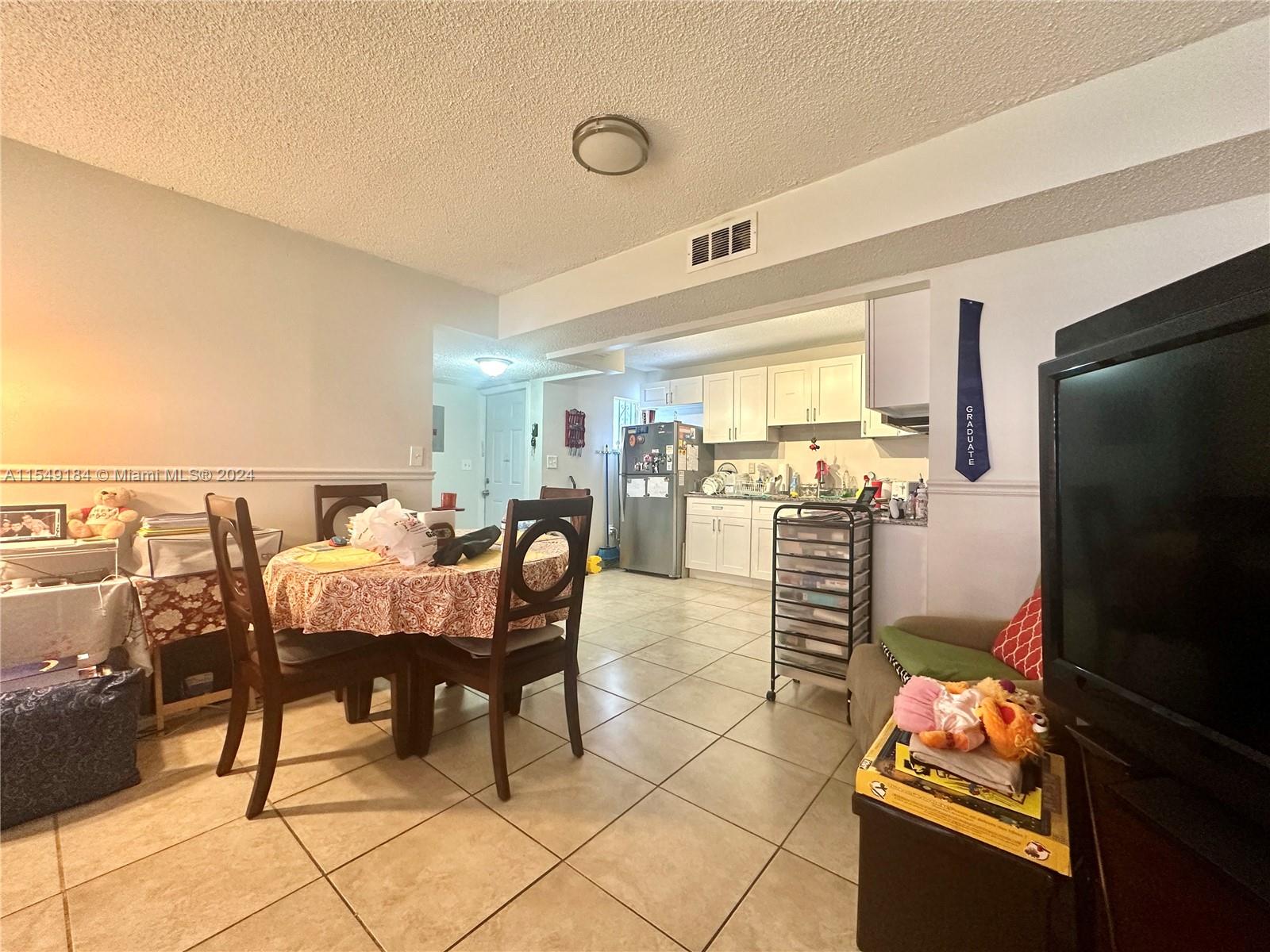 2740 63rd Pl, Hialeah, FL, 33016 United States, 2 Bedrooms Bedrooms, ,2 BathroomsBathrooms,Residential,For Sale,63rd Pl,A11549184