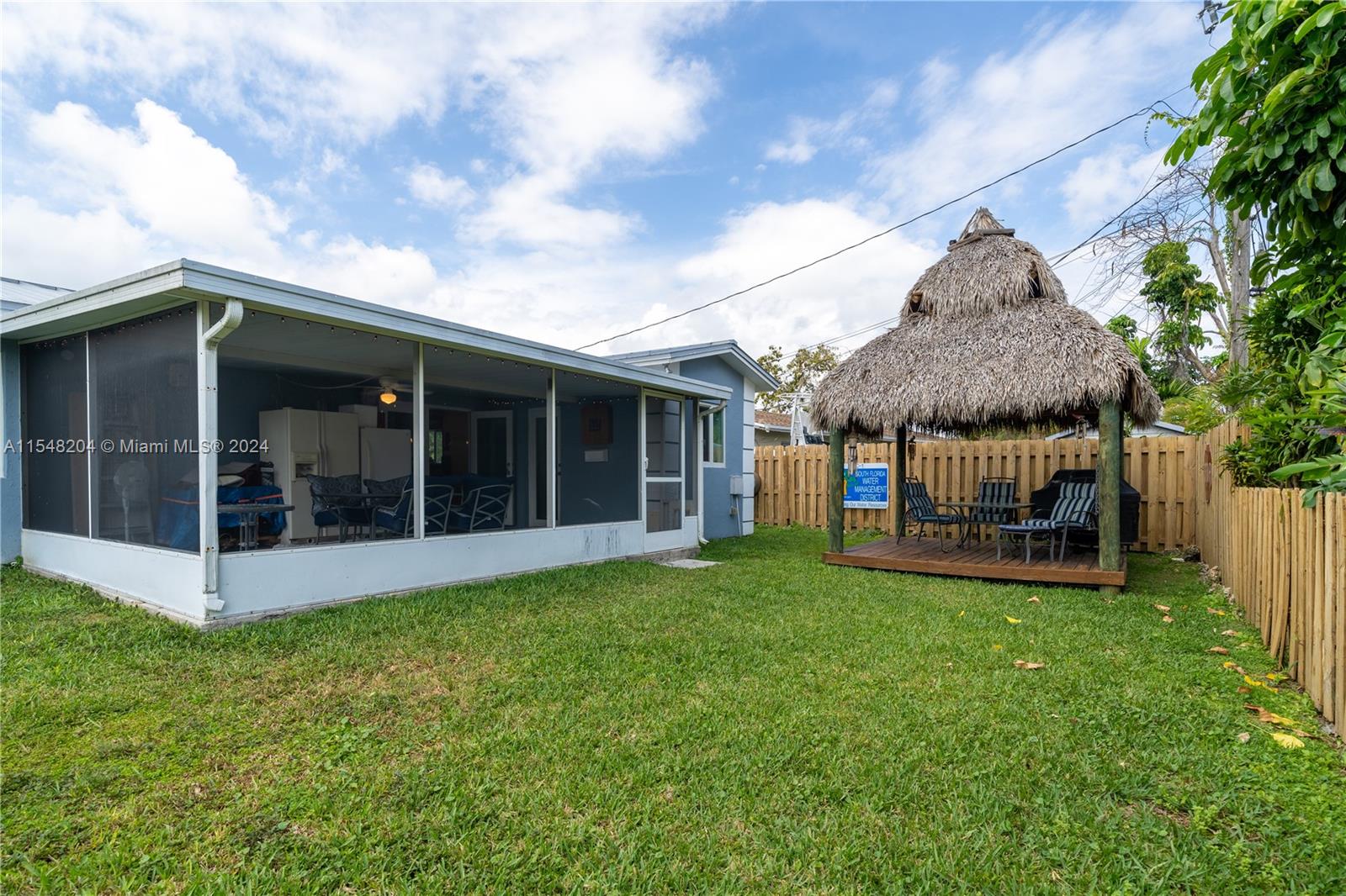 9770 Bel Aire Dr, Cutler Bay, Florida 33157, 3 Bedrooms Bedrooms, ,2 BathroomsBathrooms,Residential,For Sale,9770 Bel Aire Dr,A11548204