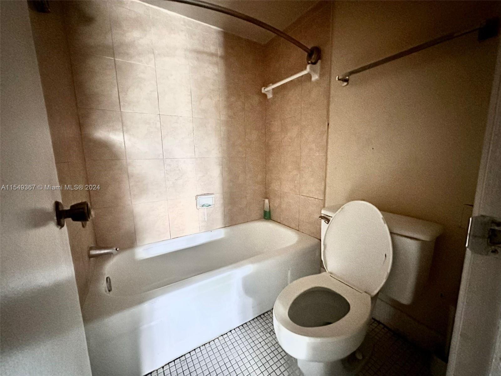 3360 Spanish Moss Ter 206, Lauderhill, Florida 33319, 1 Bedroom Bedrooms, ,1 BathroomBathrooms,Residential,For Sale,3360 Spanish Moss Ter 206,A11549367