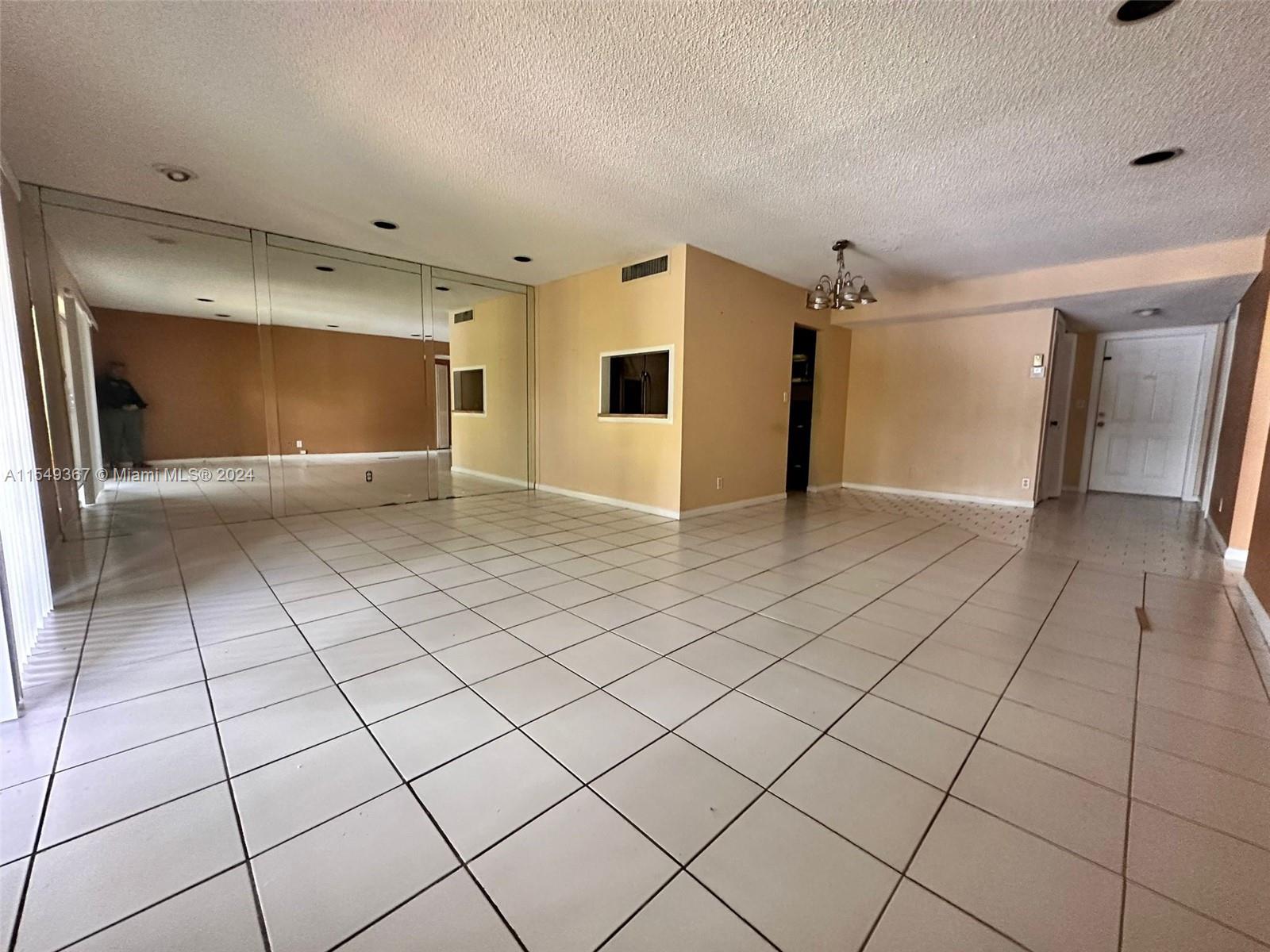 3360 Spanish Moss Ter 206, Lauderhill, Florida 33319, 1 Bedroom Bedrooms, ,1 BathroomBathrooms,Residential,For Sale,3360 Spanish Moss Ter 206,A11549367
