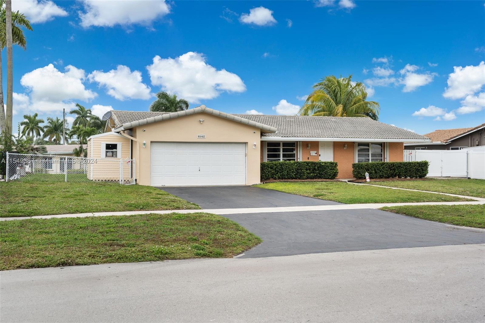 6041 16th St, Plantation, FL, 33317 United States, 3 Bedrooms Bedrooms, ,2 BathroomsBathrooms,Residential,For Sale,16th St,A11549387