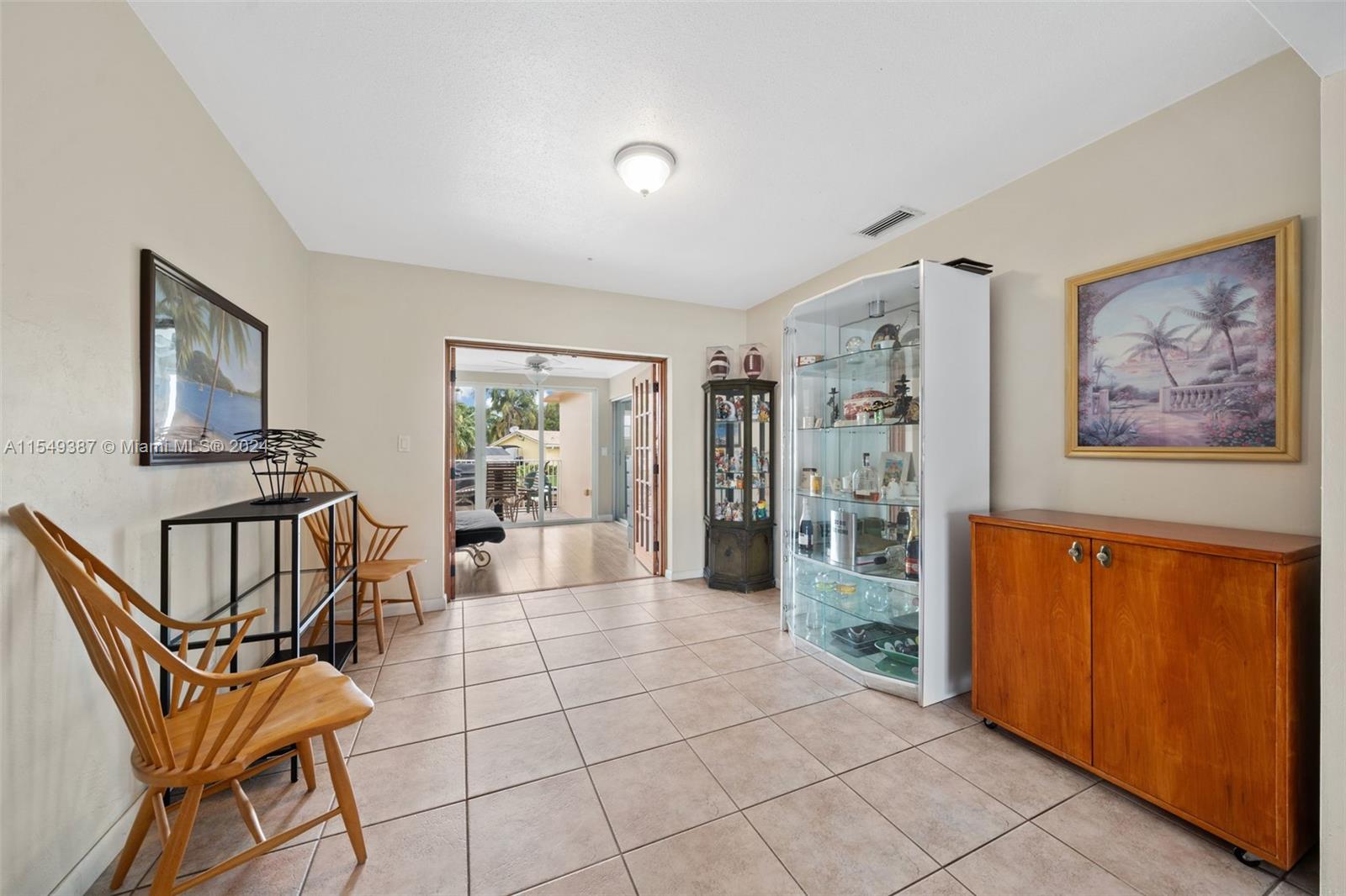 6041 16th St, Plantation, FL, 33317 United States, 3 Bedrooms Bedrooms, ,2 BathroomsBathrooms,Residential,For Sale,16th St,A11549387