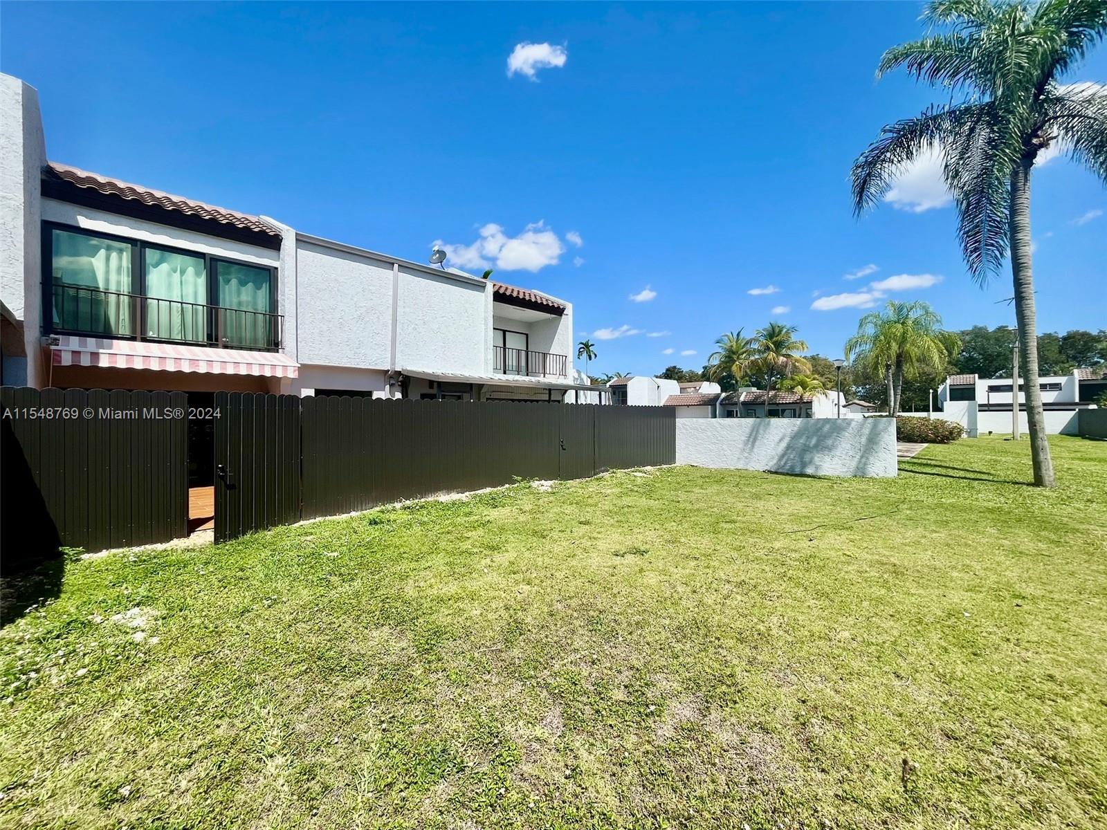 6512 Kendale Lakes Dr, Miami, FL, 33183 United States, 3 Bedrooms Bedrooms, ,3 BathroomsBathrooms,Residential,For Sale,Kendale Lakes Dr,A11548769