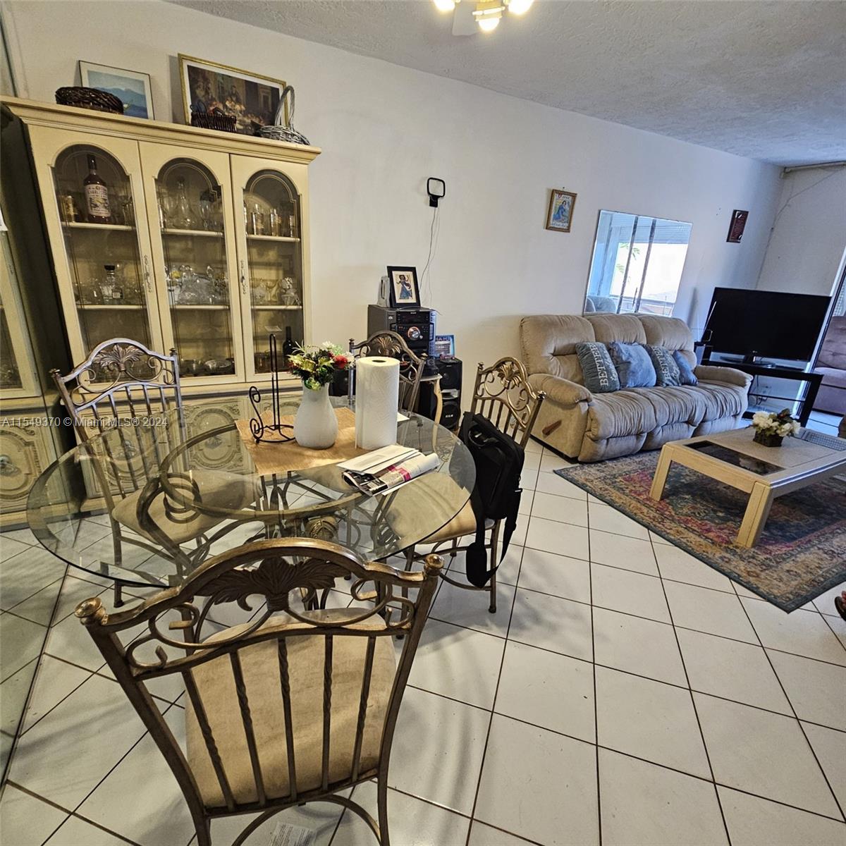 2851 Somerset Dr, Lauderdale Lakes, FL, 33311 United States, 2 Bedrooms Bedrooms, ,2 BathroomsBathrooms,Residential,For Sale,Somerset Dr,A11549370