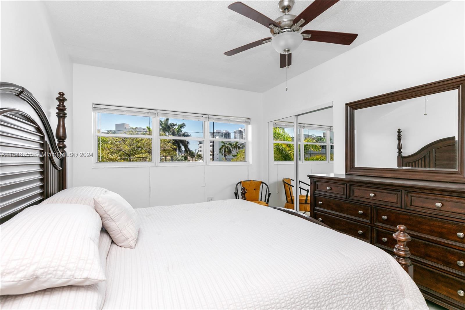 3131 Ocean Dr 211, Hallandale Beach, Florida 33009, 1 Bedroom Bedrooms, ,1 BathroomBathrooms,Residential,For Sale,3131 Ocean Dr 211,A11548955