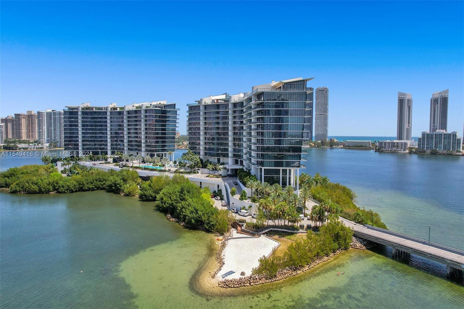 Condo for Rent in Aventura, FL