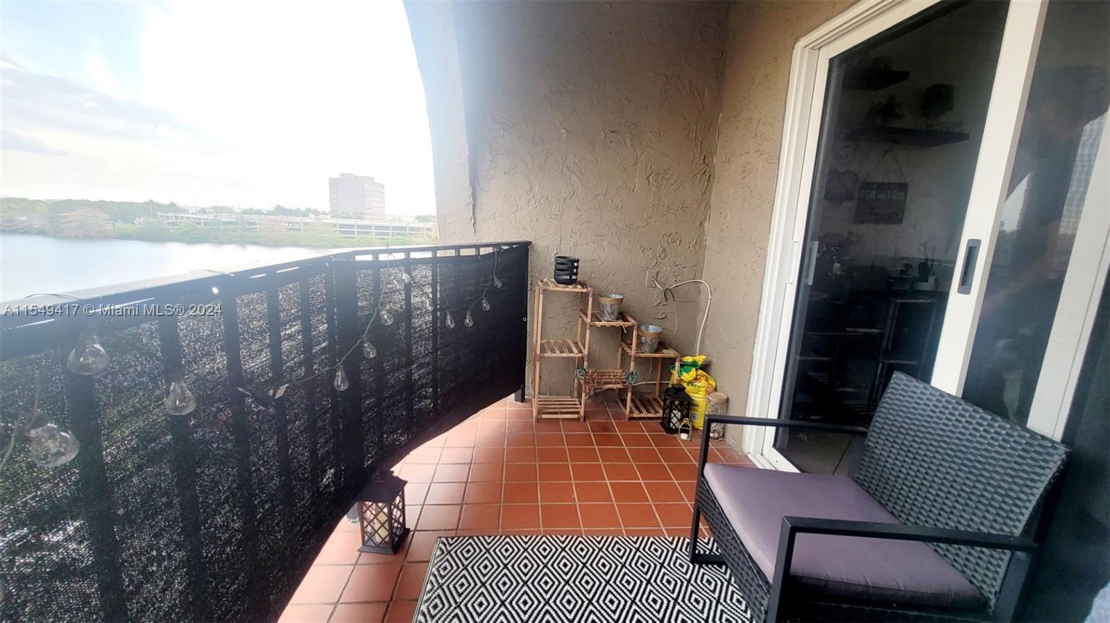 5201 7th St, Miami, FL, 33126 United States, 1 Bedroom Bedrooms, ,1 BathroomBathrooms,Residential,For Sale,7th St,A11549417