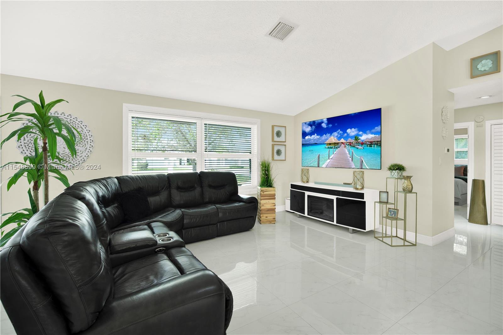 16760 SW 296th St, Homestead, Florida 33030, 3 Bedrooms Bedrooms, ,2 BathroomsBathrooms,Residential,For Sale,16760 SW 296th St,A11548899