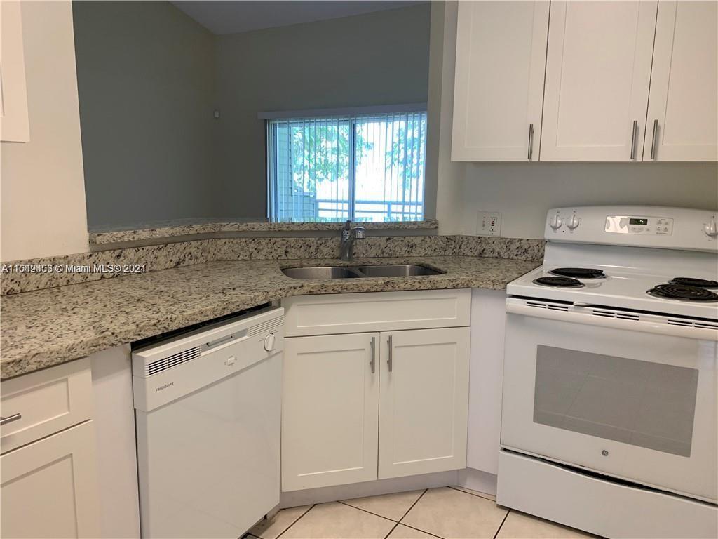 3401 44th St, Oakland Park, FL, 33309 United States, 2 Bedrooms Bedrooms, ,2 BathroomsBathrooms,Residential,For Sale,44th St,A11549453