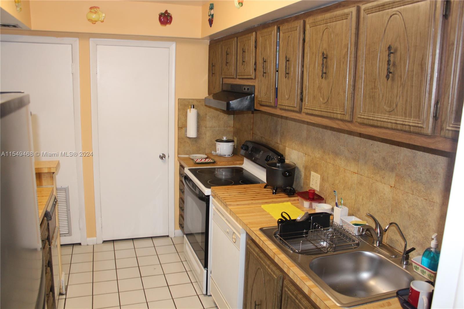 8401 SW 107th Ave 307E, Miami, Florida 33173, 1 Bedroom Bedrooms, ,1 BathroomBathrooms,Residential,For Sale,8401 SW 107th Ave 307E,A11549468