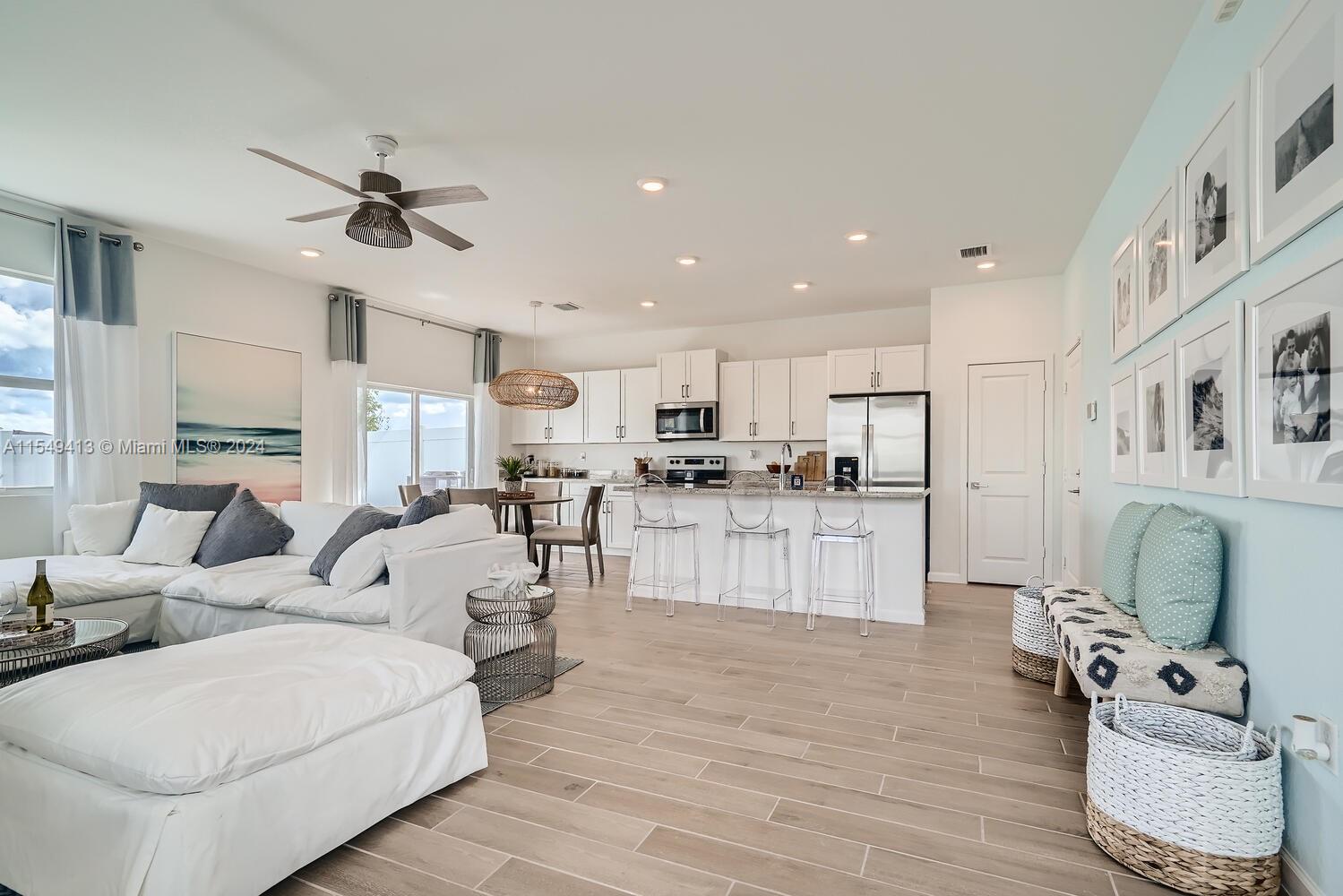 1754 SE 8th Ter 1754, Homestead, Florida 33034, 4 Bedrooms Bedrooms, ,3 BathroomsBathrooms,Residential,For Sale,1754 SE 8th Ter 1754,A11549413