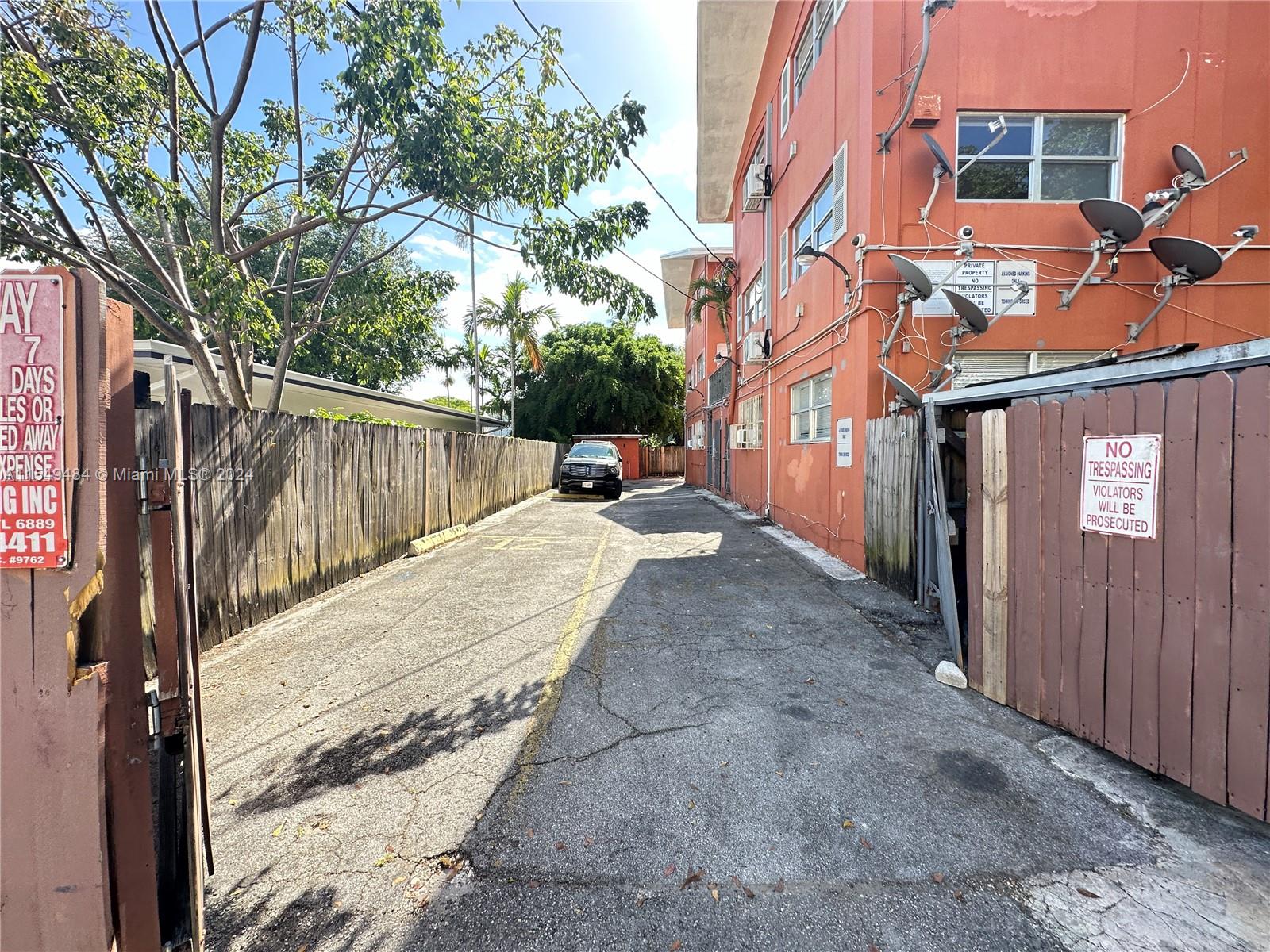 421 NE 68th St 8, Miami, Florida 33138, 1 Bedroom Bedrooms, ,1 BathroomBathrooms,Residential,For Sale,421 NE 68th St 8,A11549484