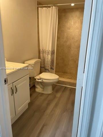 9410 Tangerine Pl 203, Davie, Florida 33324, 2 Bedrooms Bedrooms, ,2 BathroomsBathrooms,Residential,For Sale,9410 Tangerine Pl 203,A11549444