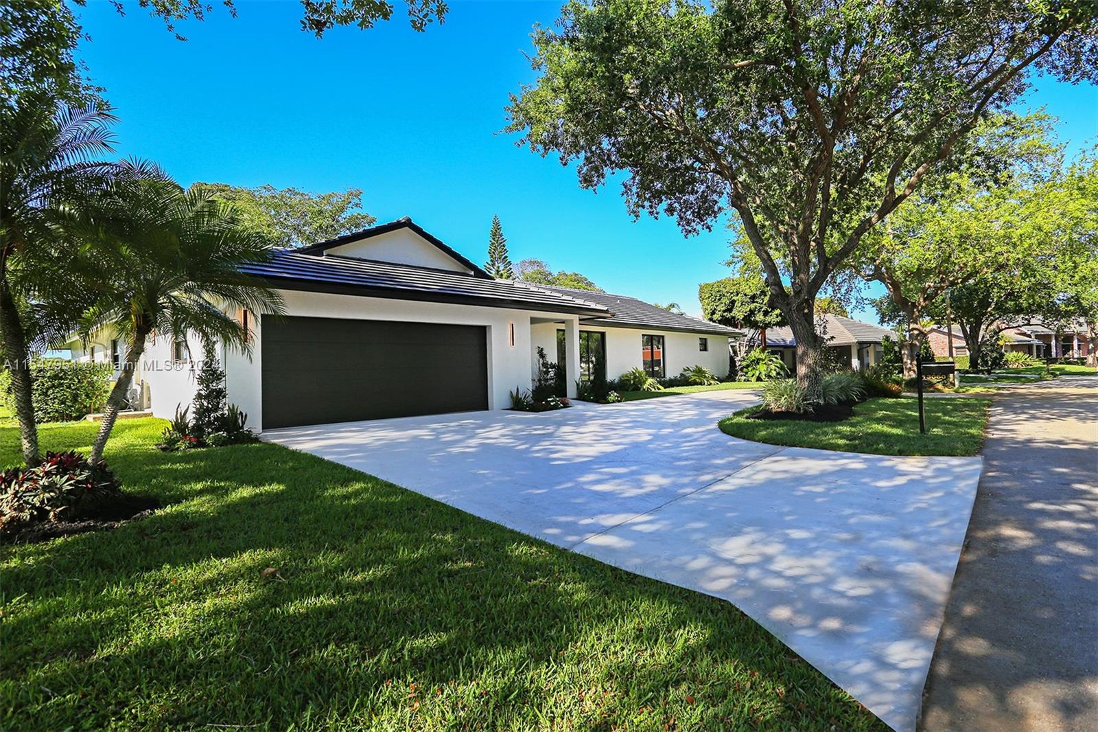 13060 1st St, Plantation, FL, 33325 United States, 4 Bedrooms Bedrooms, ,3 BathroomsBathrooms,Residential,For Sale,1st St,A11547951