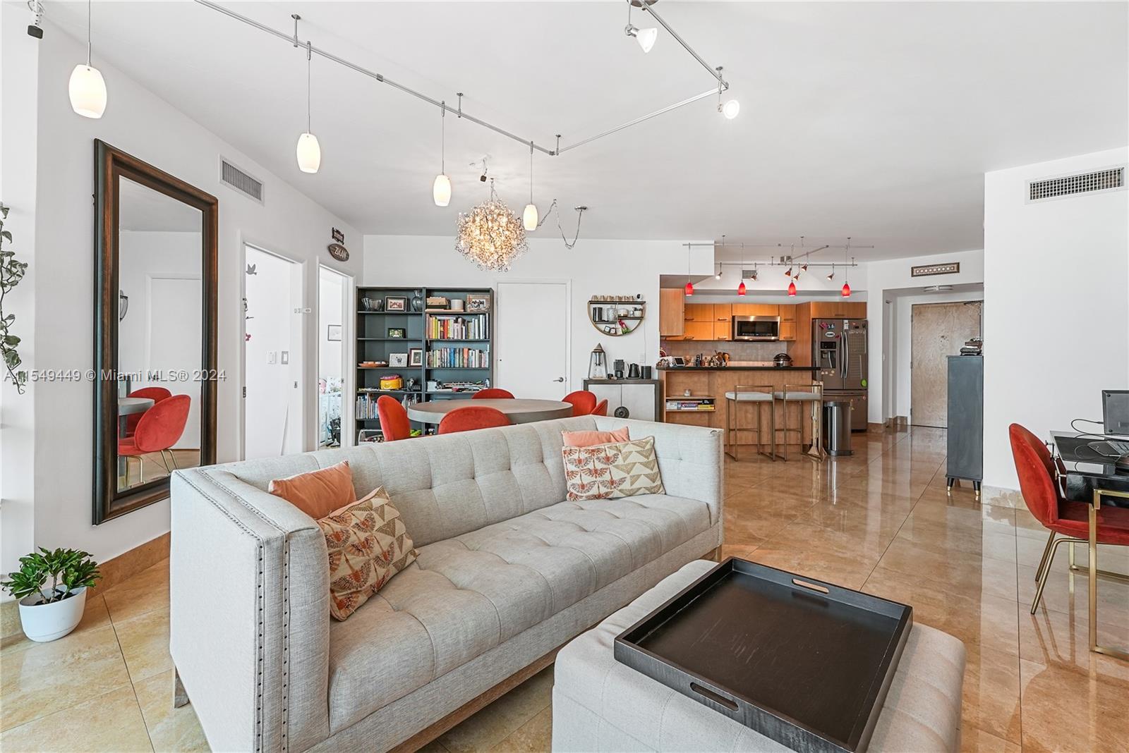 350 S Miami Ave 2501, Miami, Florida 33130, 3 Bedrooms Bedrooms, ,2 BathroomsBathrooms,Residential,For Sale,350 S Miami Ave 2501,A11549449