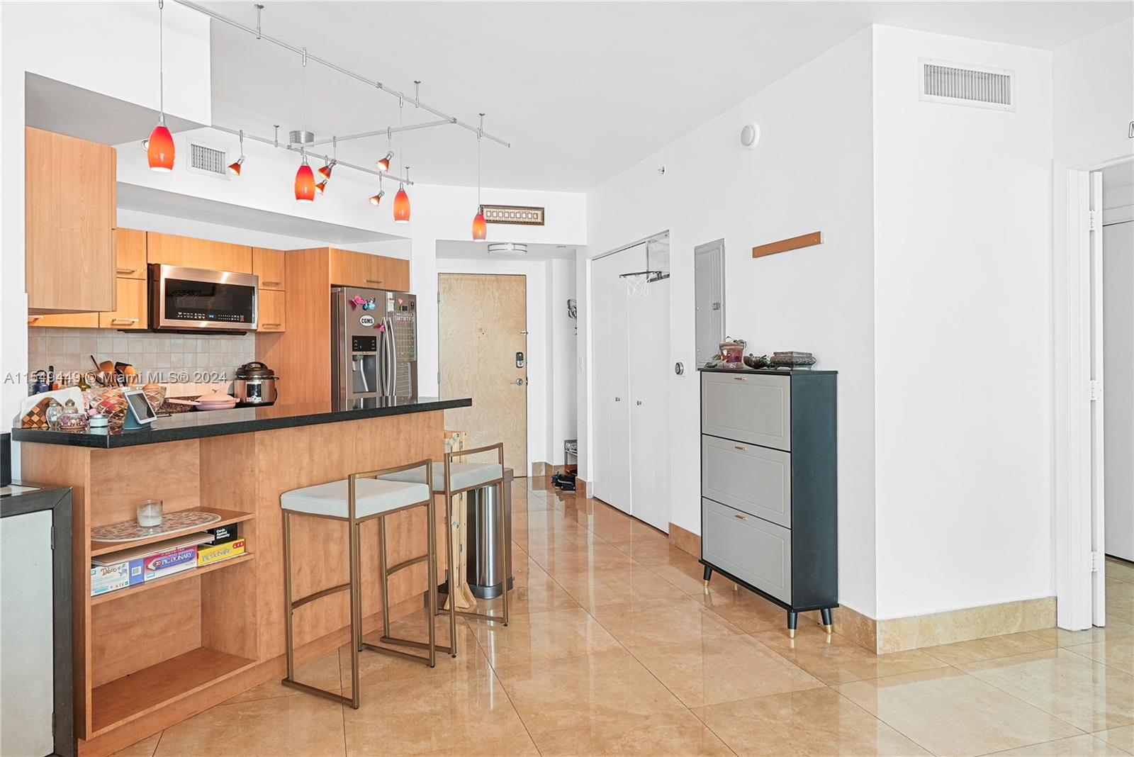 350 S Miami Ave 2501, Miami, Florida 33130, 3 Bedrooms Bedrooms, ,2 BathroomsBathrooms,Residential,For Sale,350 S Miami Ave 2501,A11549449