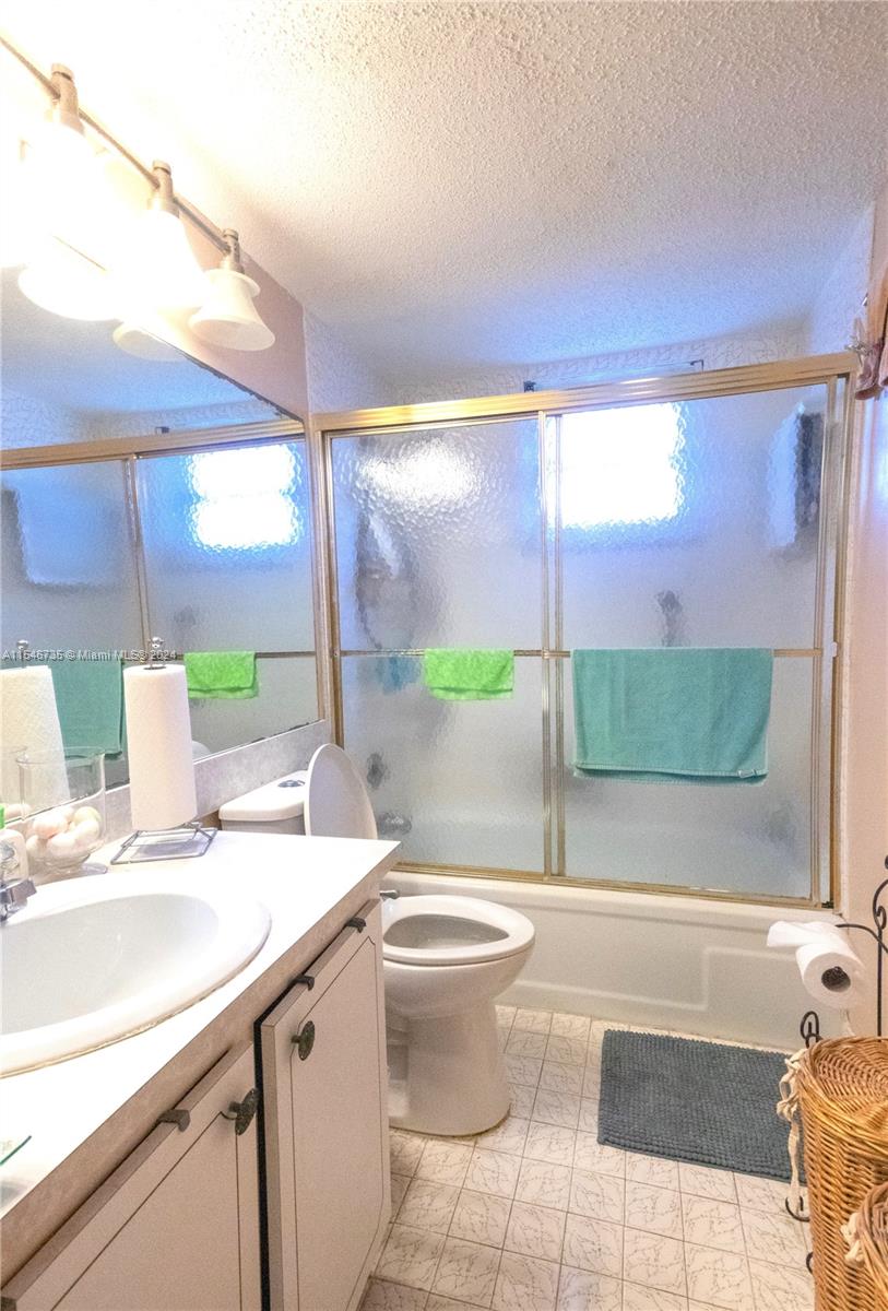 410 NW 68th Ave 319, Plantation, Florida 33317, 2 Bedrooms Bedrooms, ,2 BathroomsBathrooms,Residential,For Sale,410 NW 68th Ave 319,A11546735