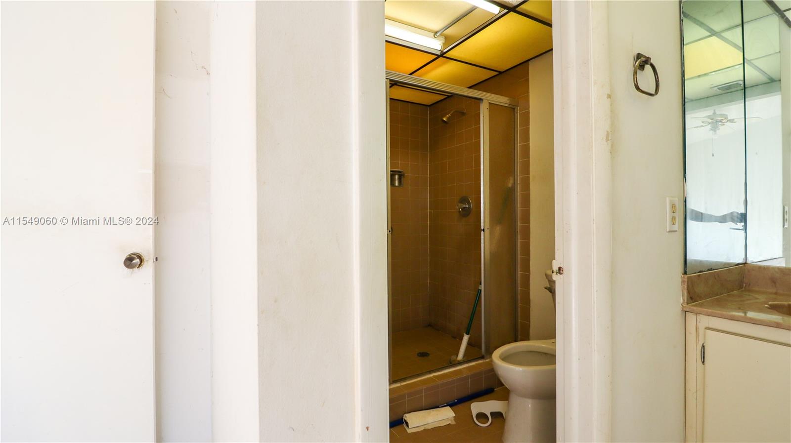 10686 79th Ter, Miami, FL, 33173 United States, 2 Bedrooms Bedrooms, ,2 BathroomsBathrooms,Residential,For Sale,79th Ter,A11549060